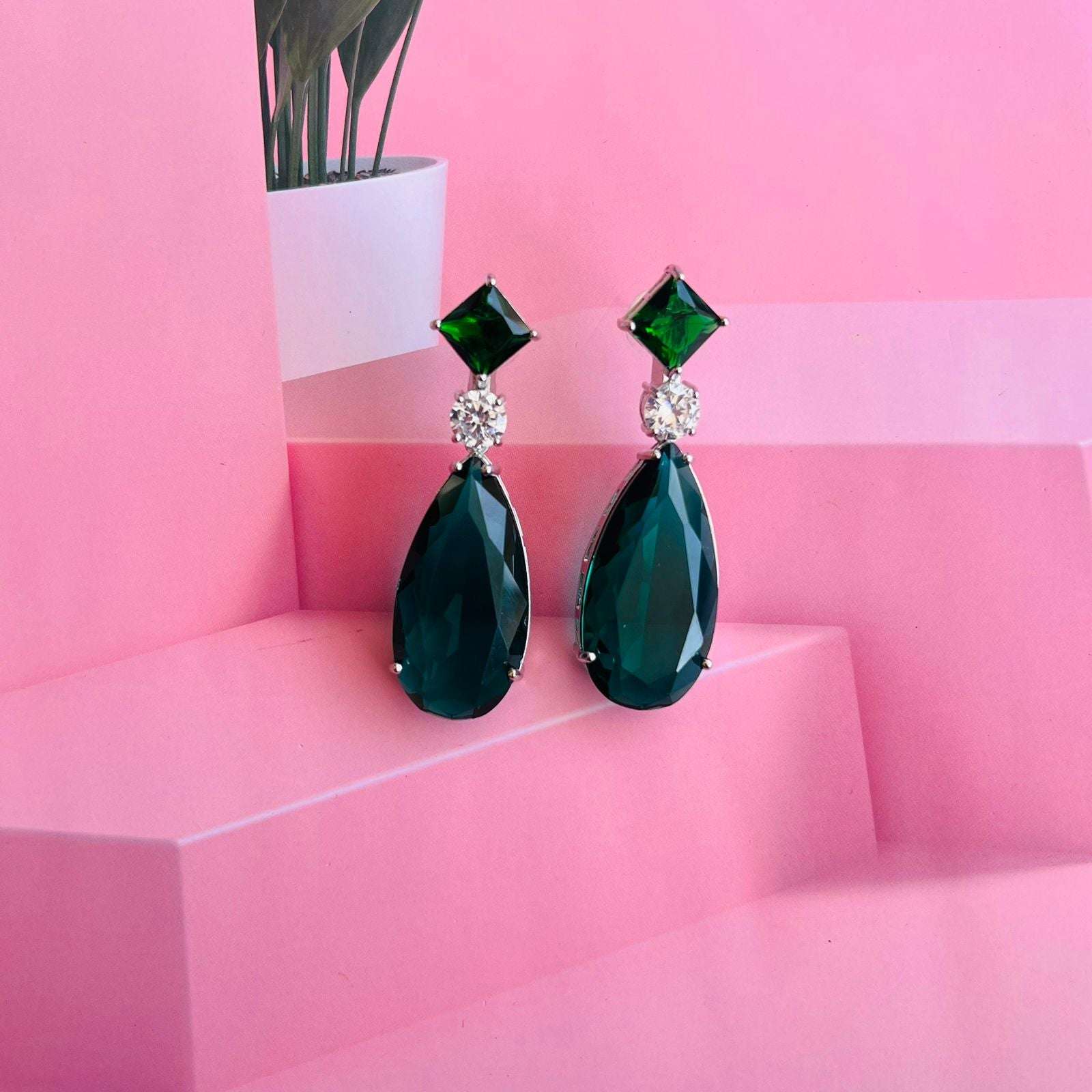 layla lily earrings velvet box by shweta