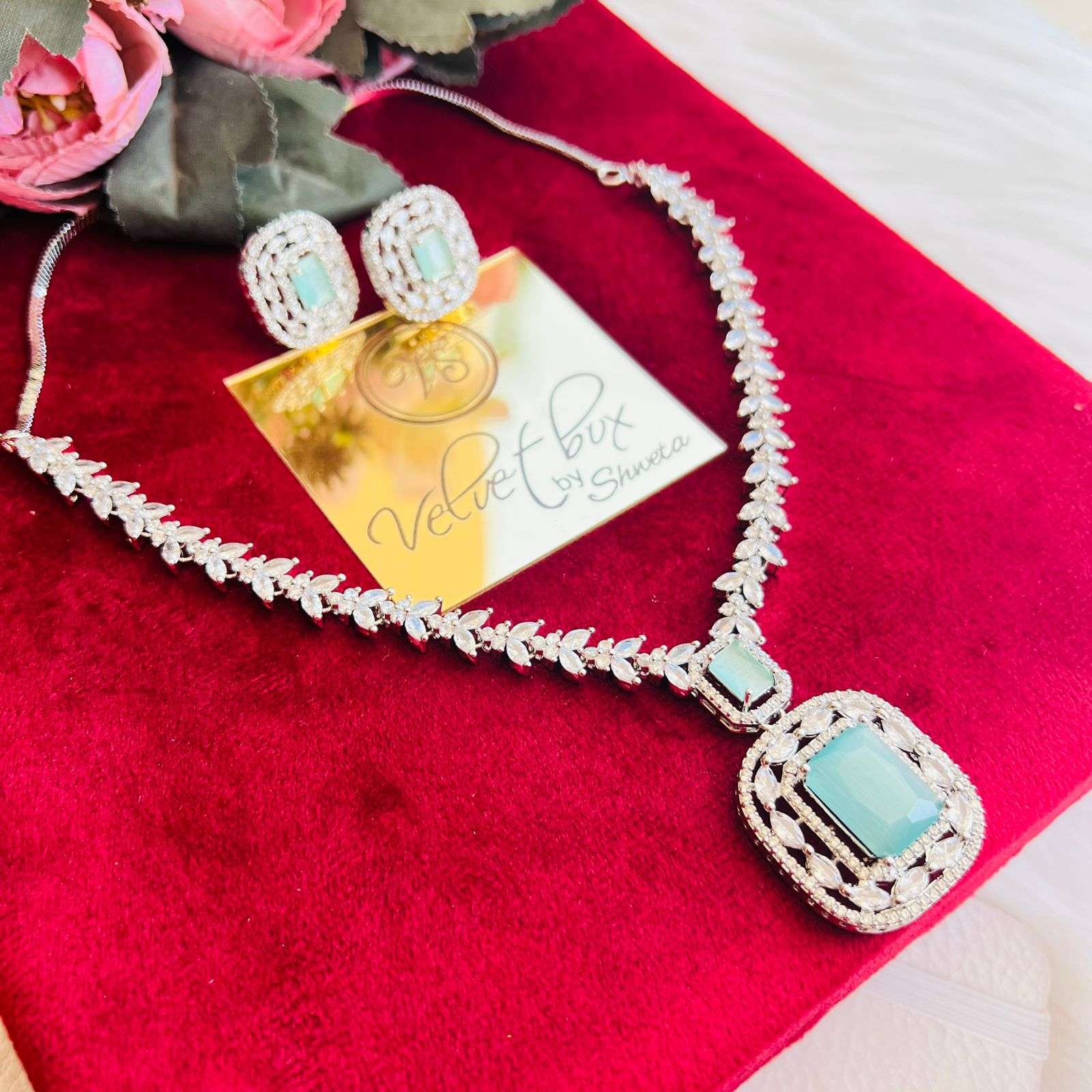 millie ad neckpiece velvet box by shweta