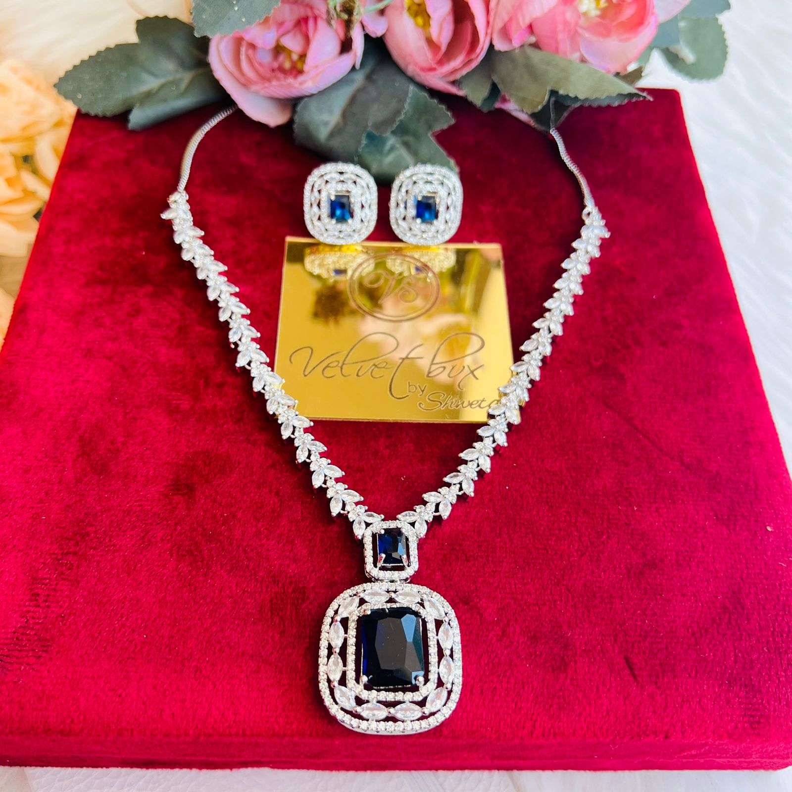 millie ad neckpiece velvet box by shweta