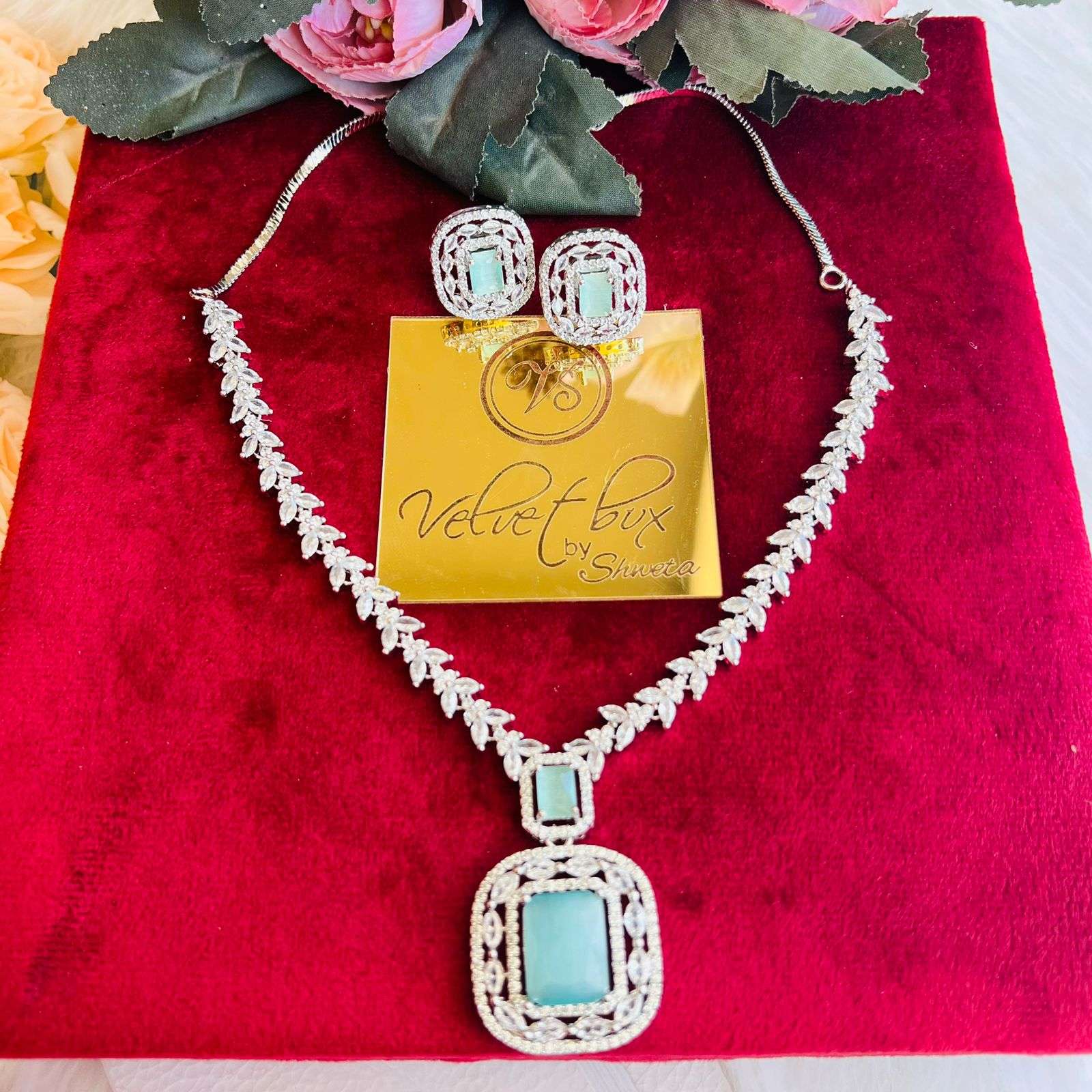 millie ad neckpiece velvet box by shweta