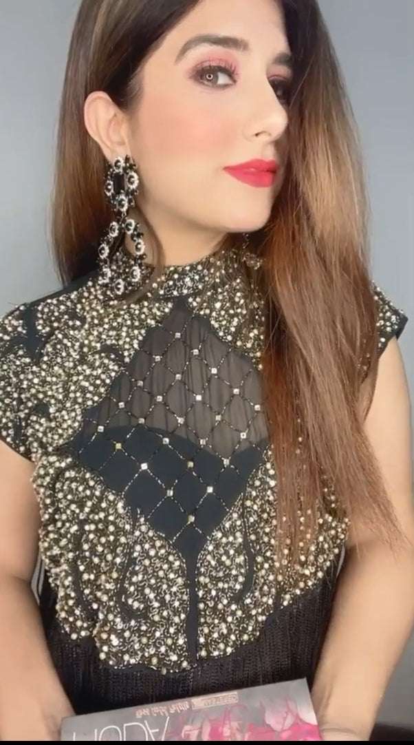Shweta's Black Statement