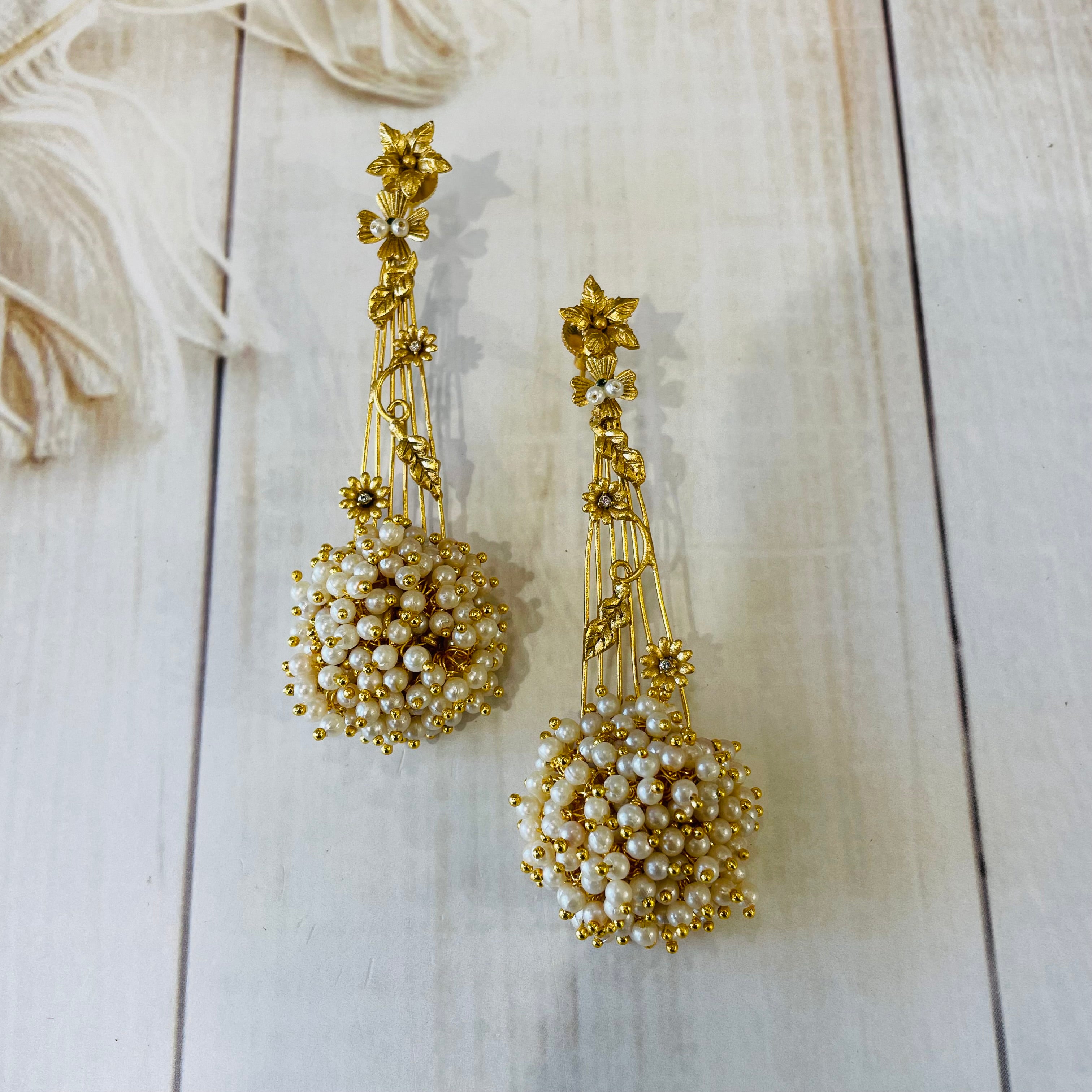 Nayaab  Elisha earrings