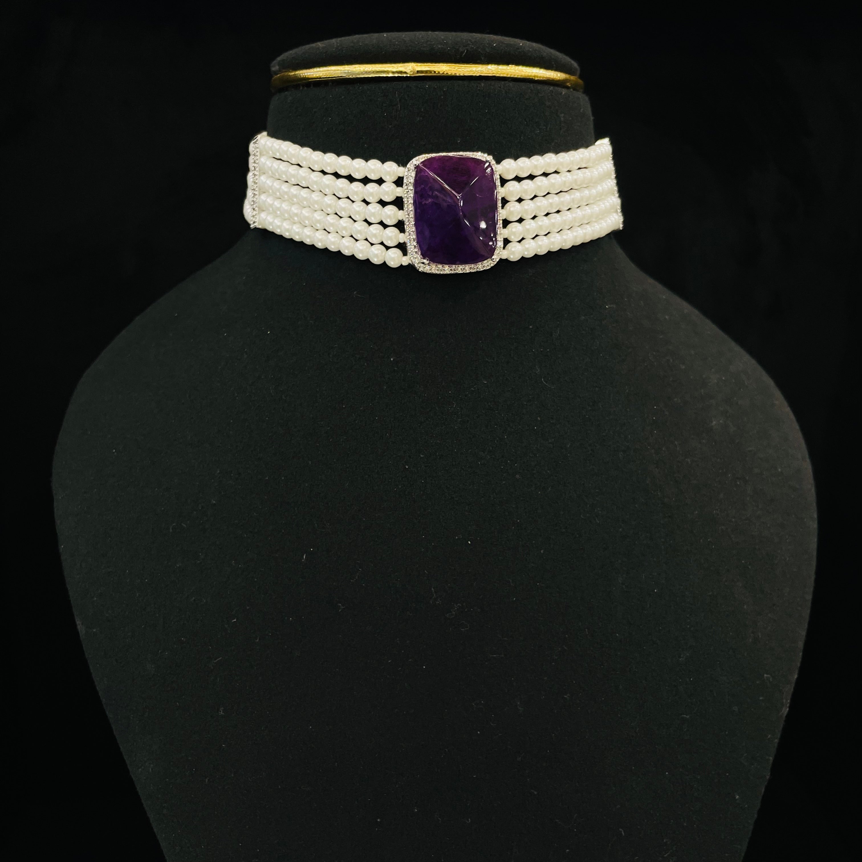 Ad Sofia choker