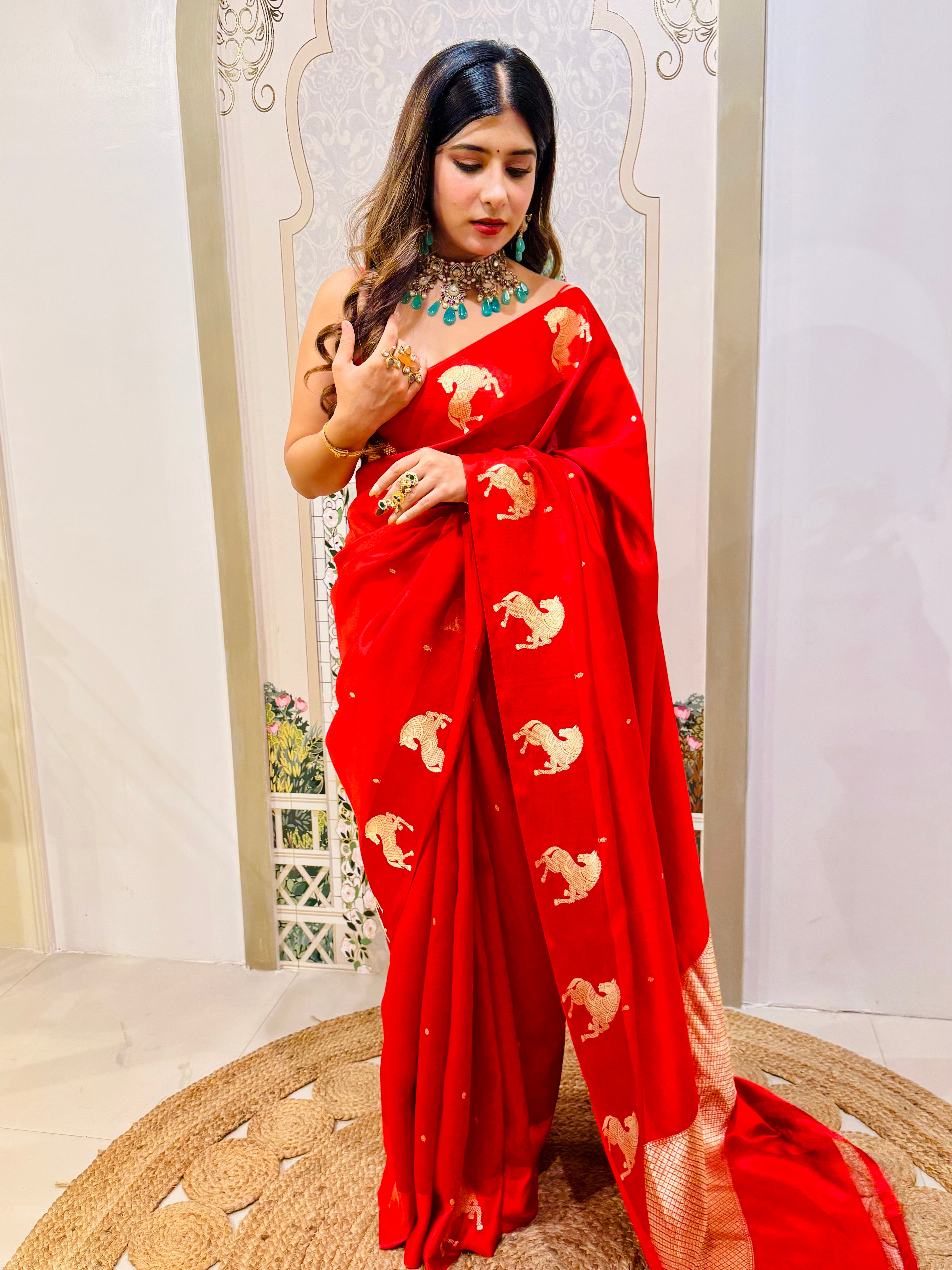 Haniya saree