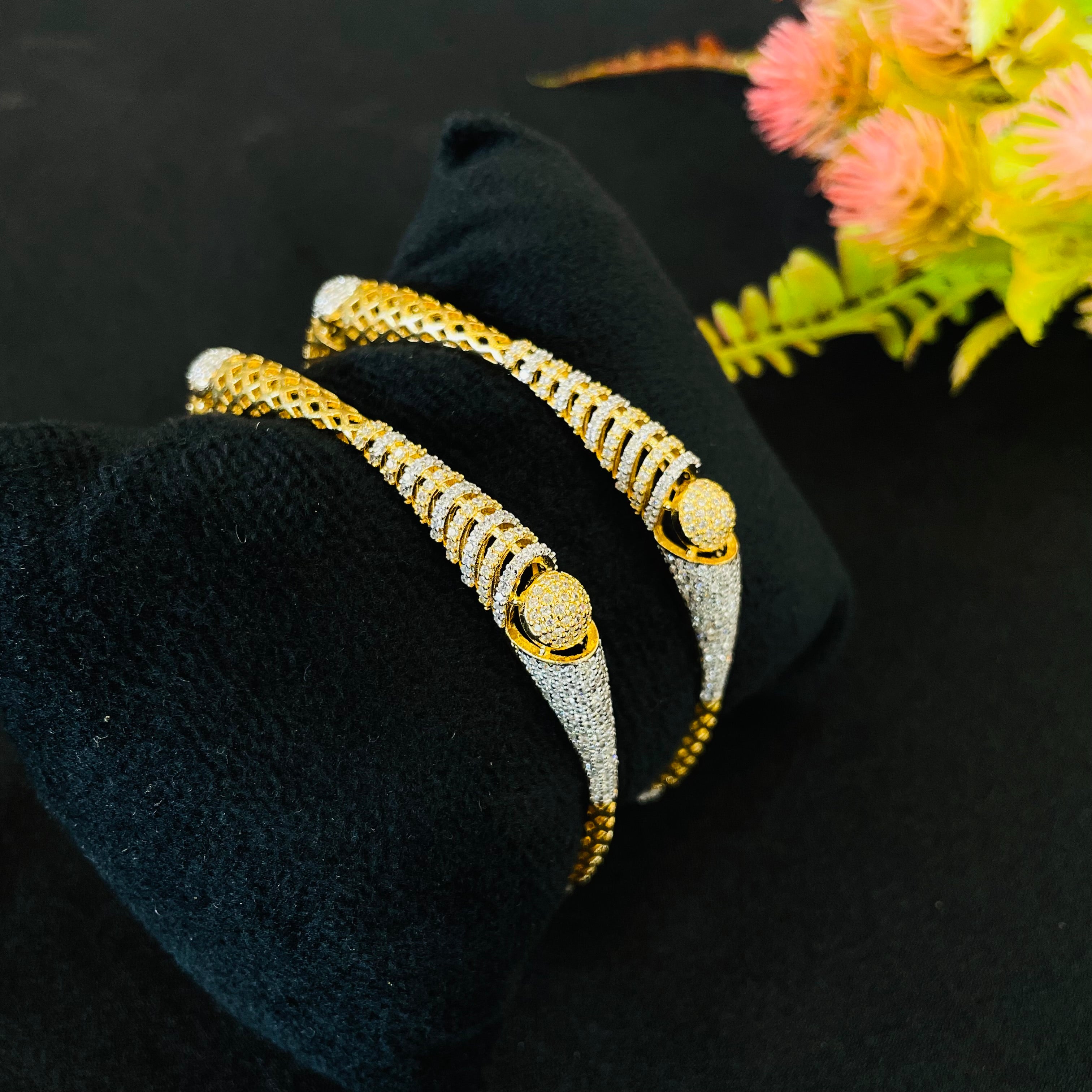 AD Kiyana Bangles
