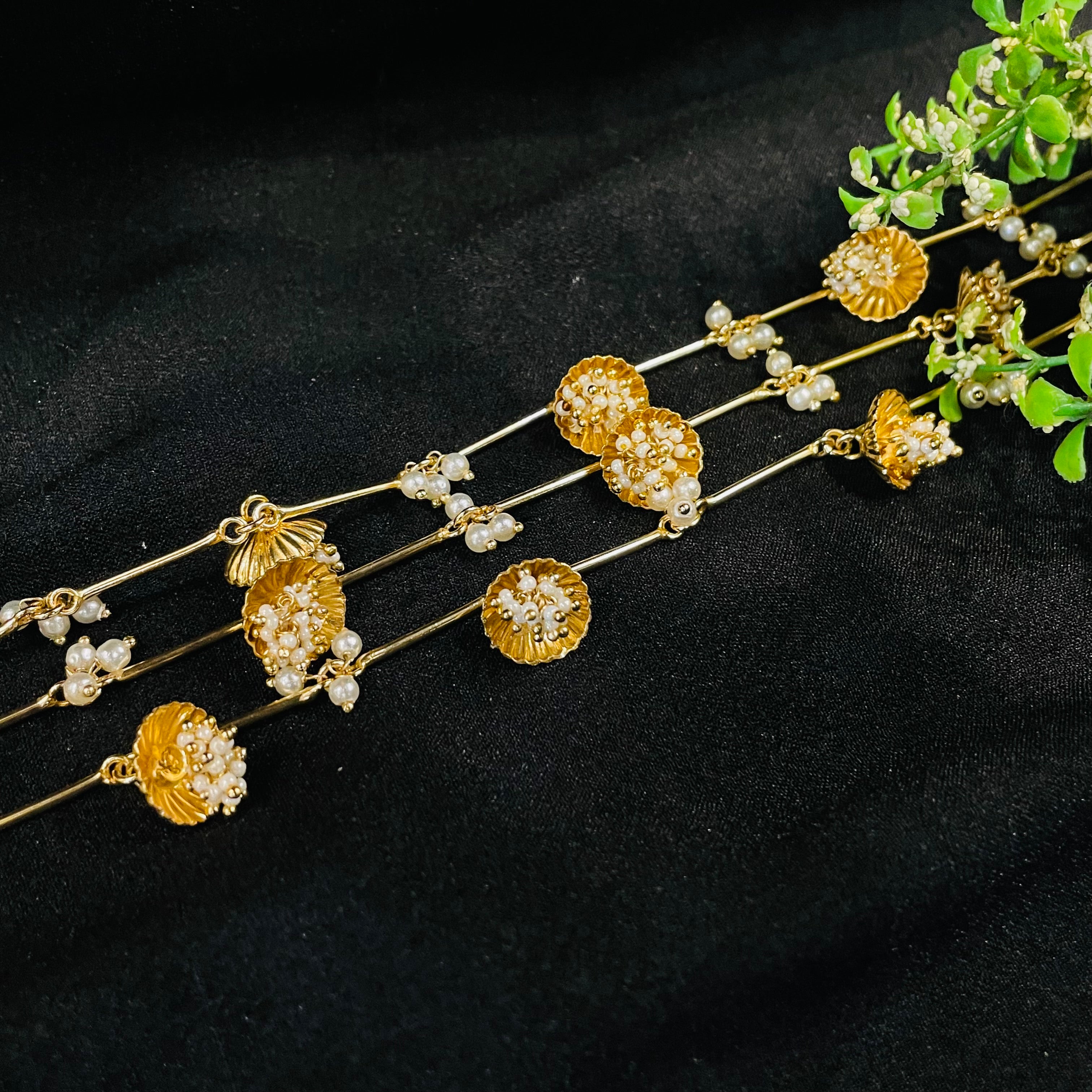 Nayaab Viral Jhumki Choker