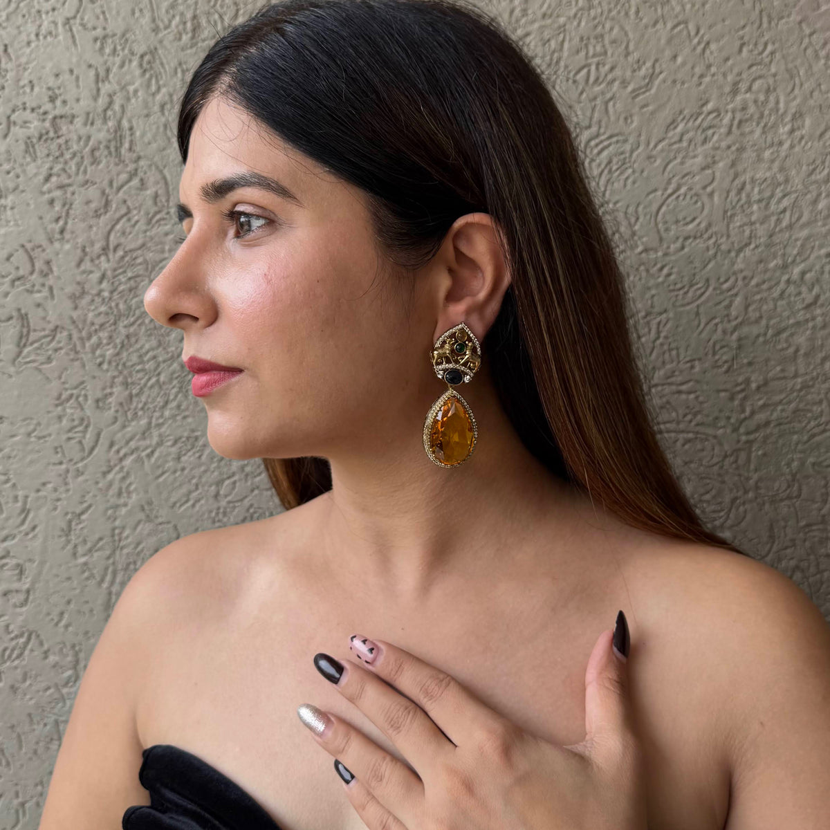 Ravika Earrings