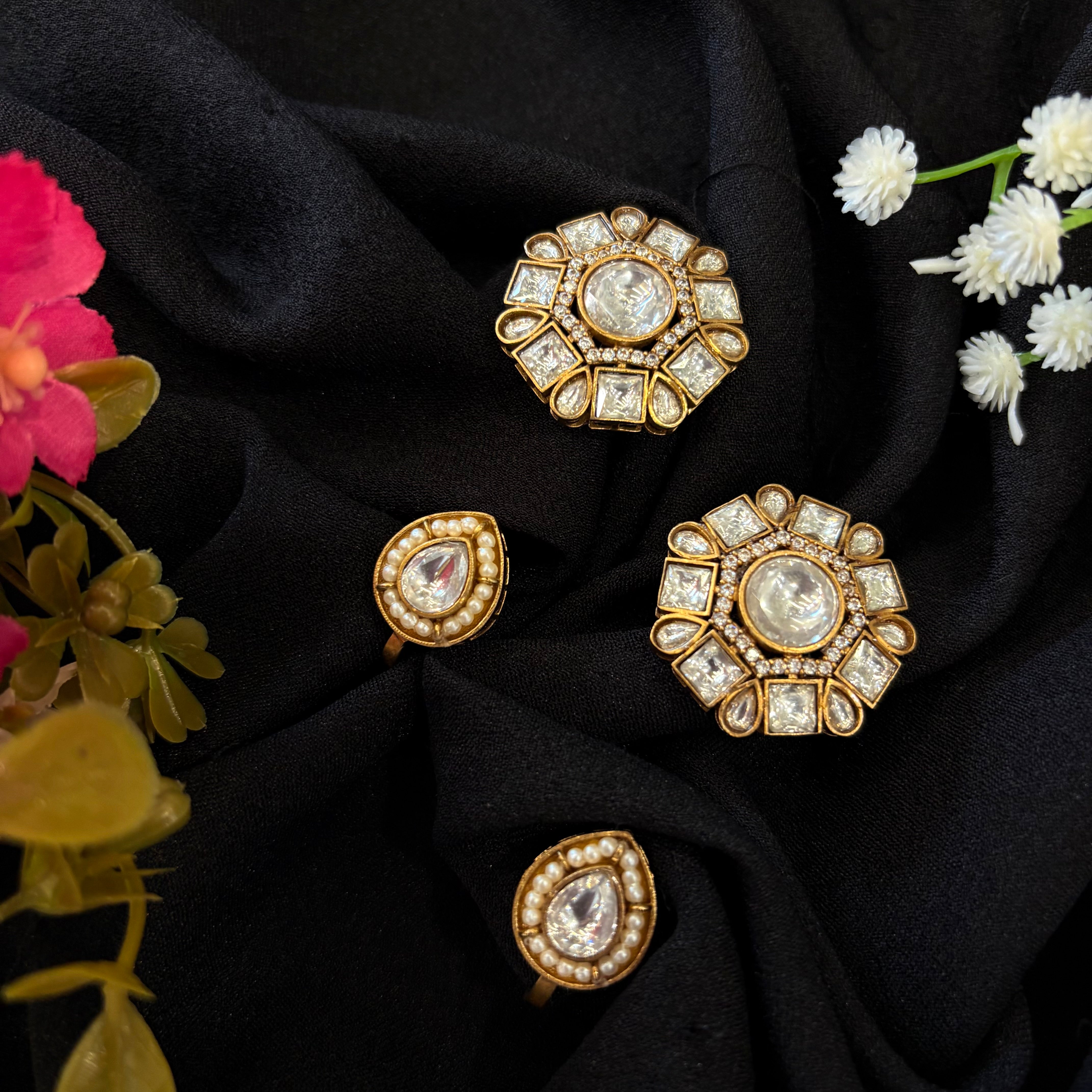 Nayaab Aarika Ear Cuff