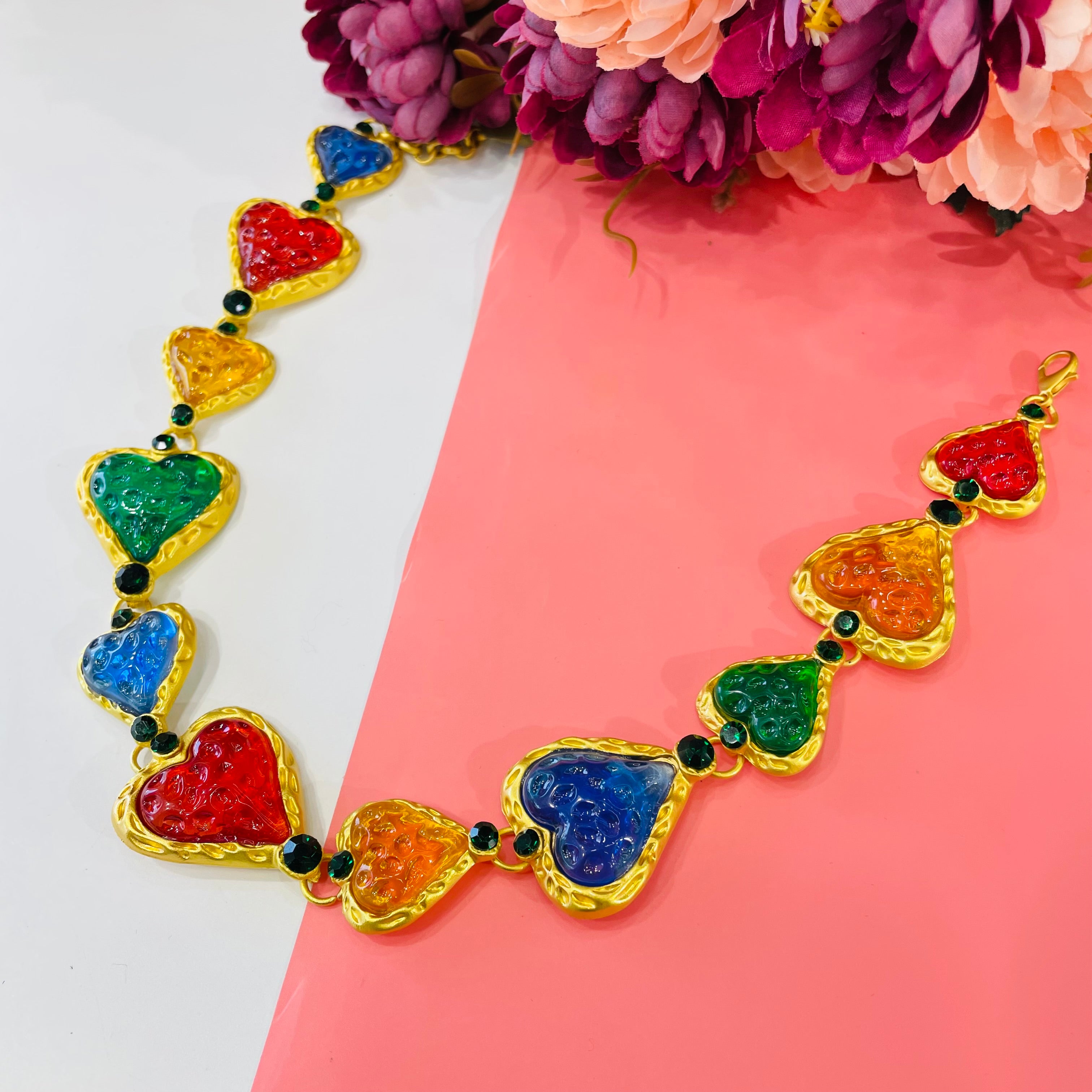 Layla candy Neckpiece