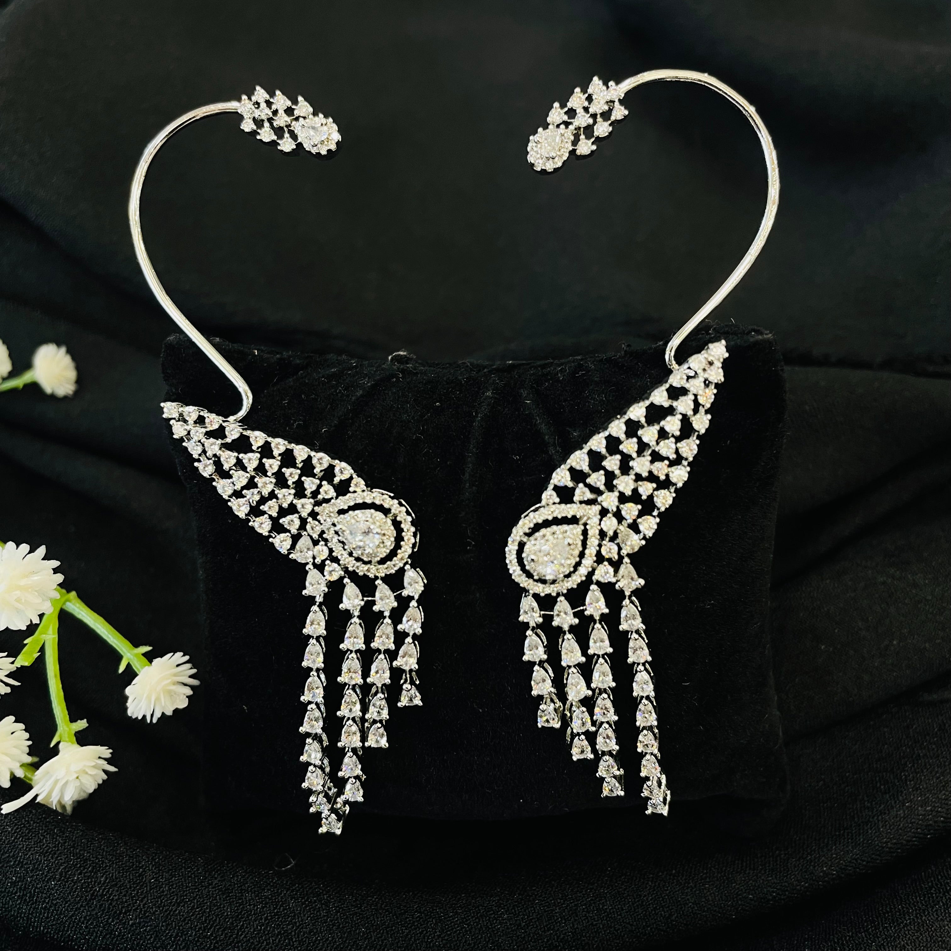 Noorika Earcuff