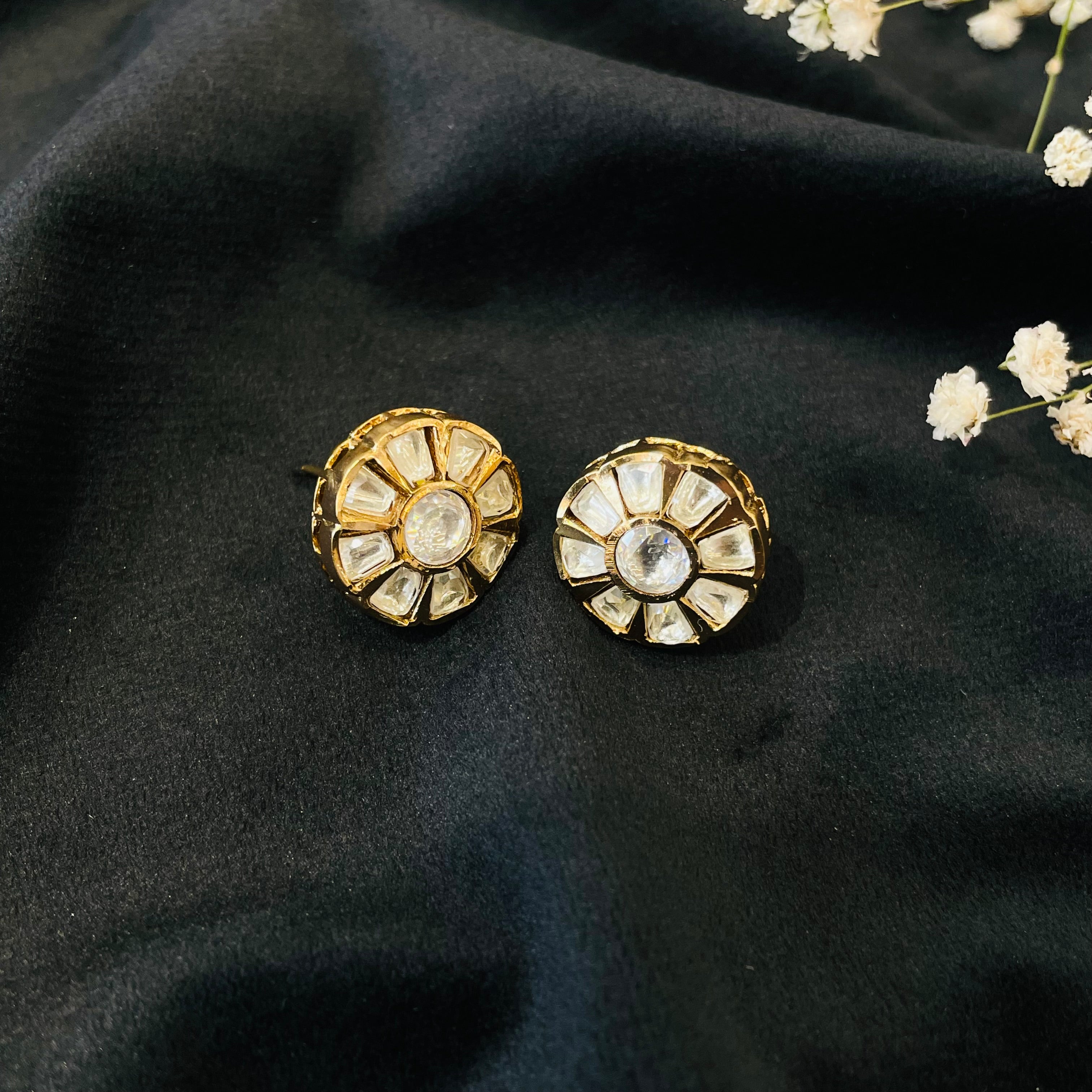 Nayaab Juhi polki studs