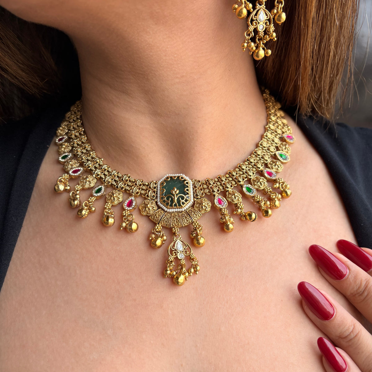Vedanshi Neckpiece
