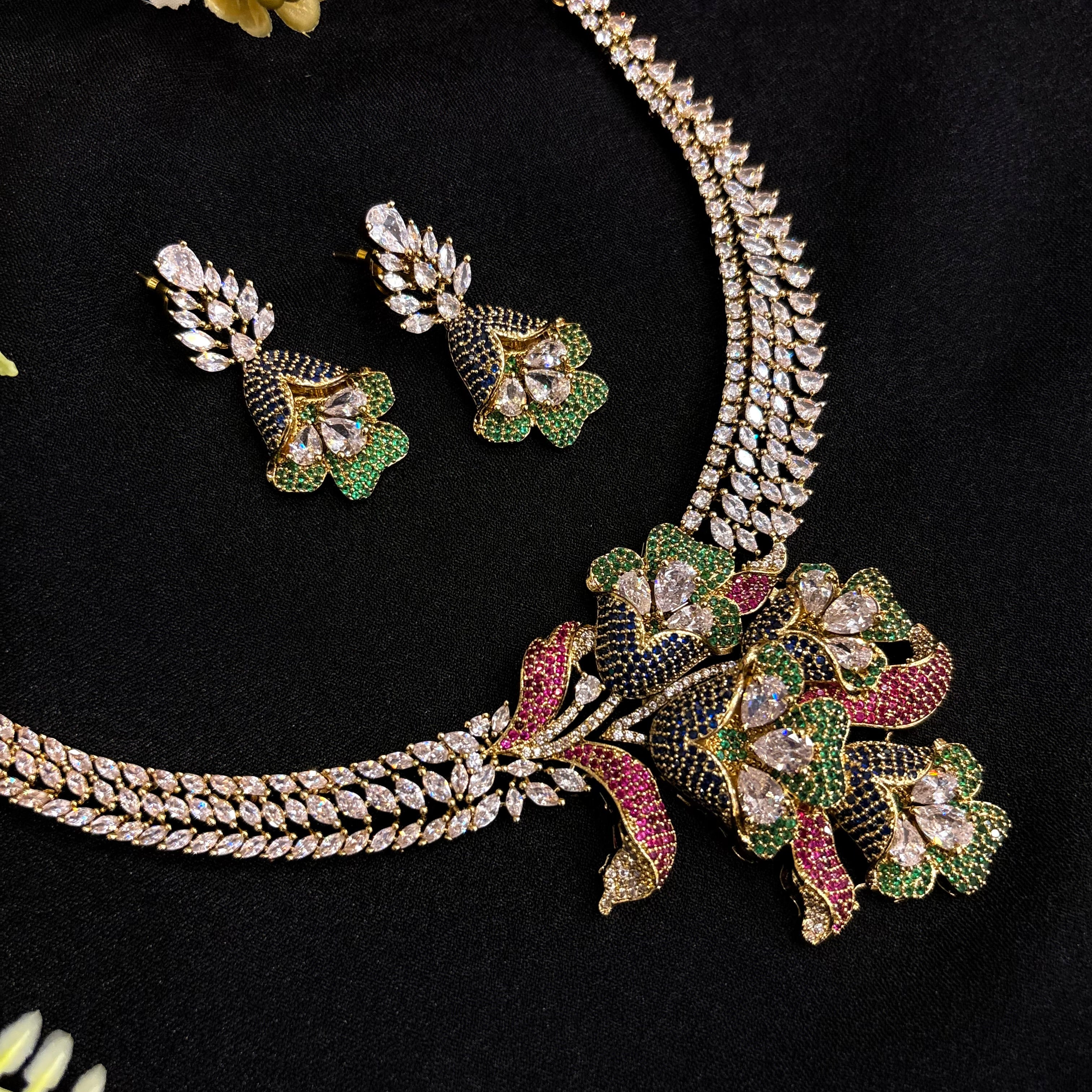Ad Rhea Neckpiece