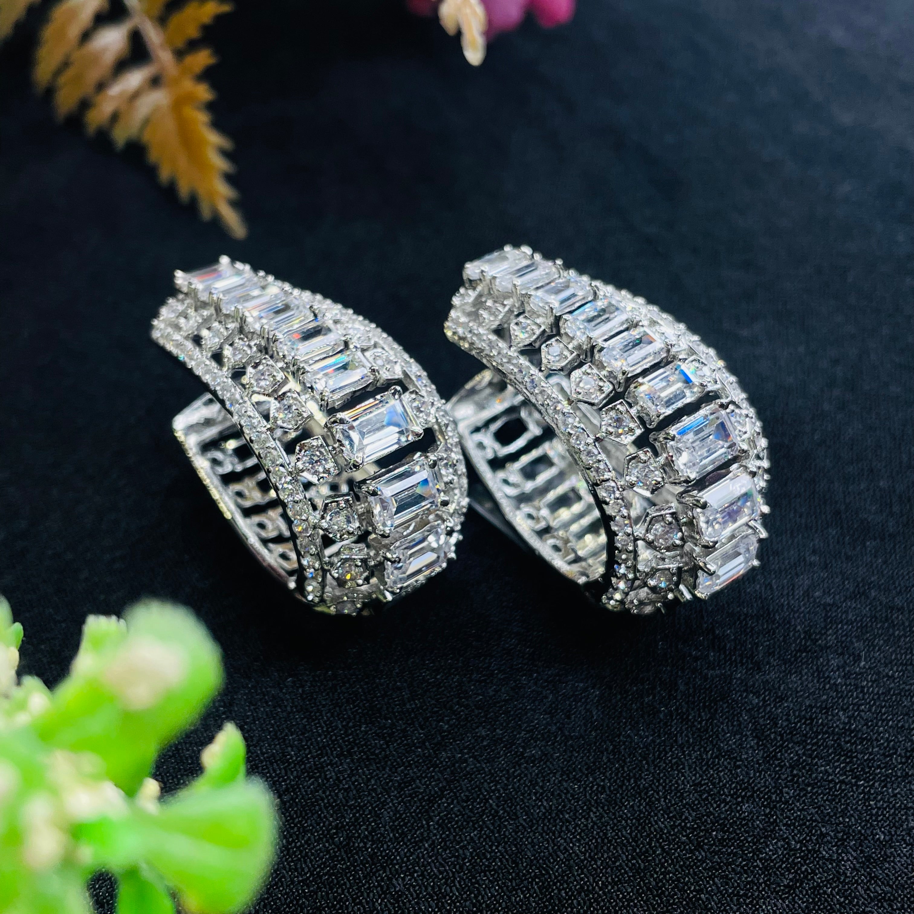 Ad Maya Studs