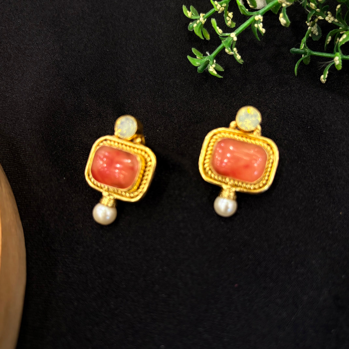 Vyanika Earrings