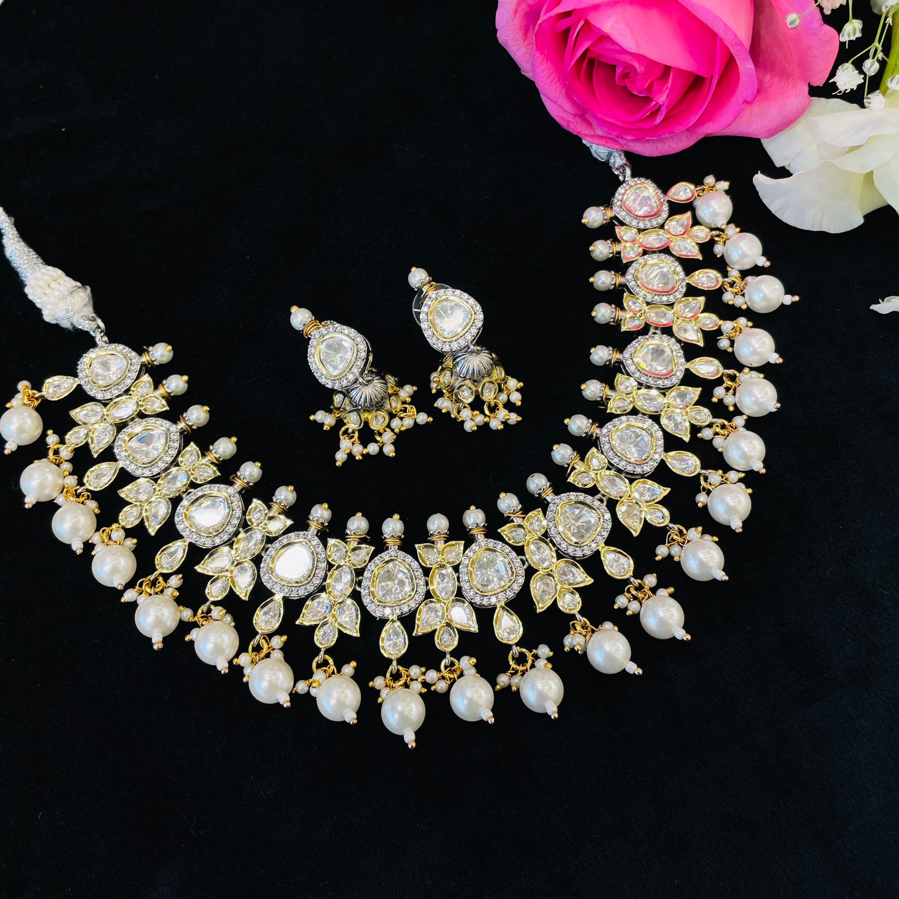 Nayaab ruhi neckpiece