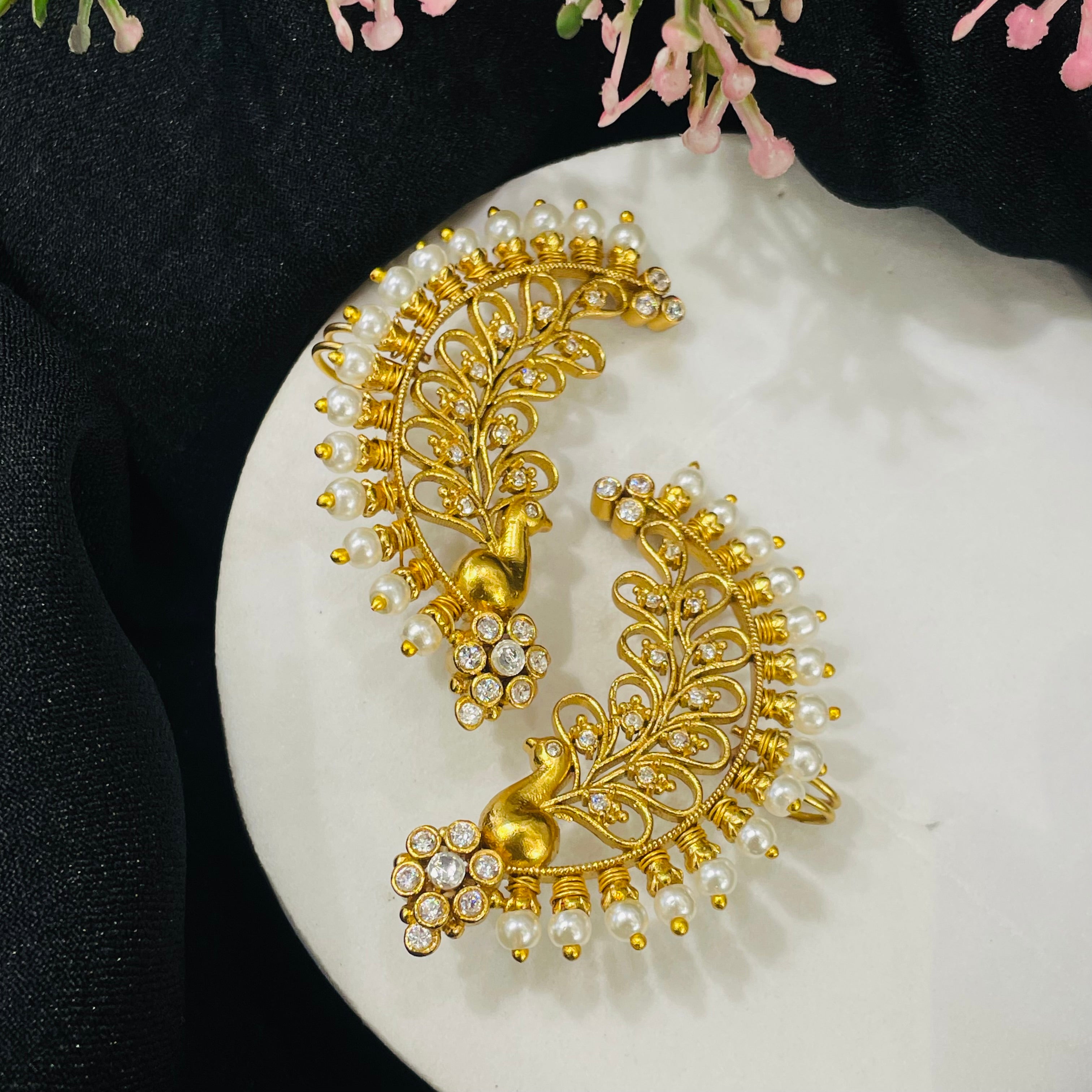 Nayaab yashika Earcuff