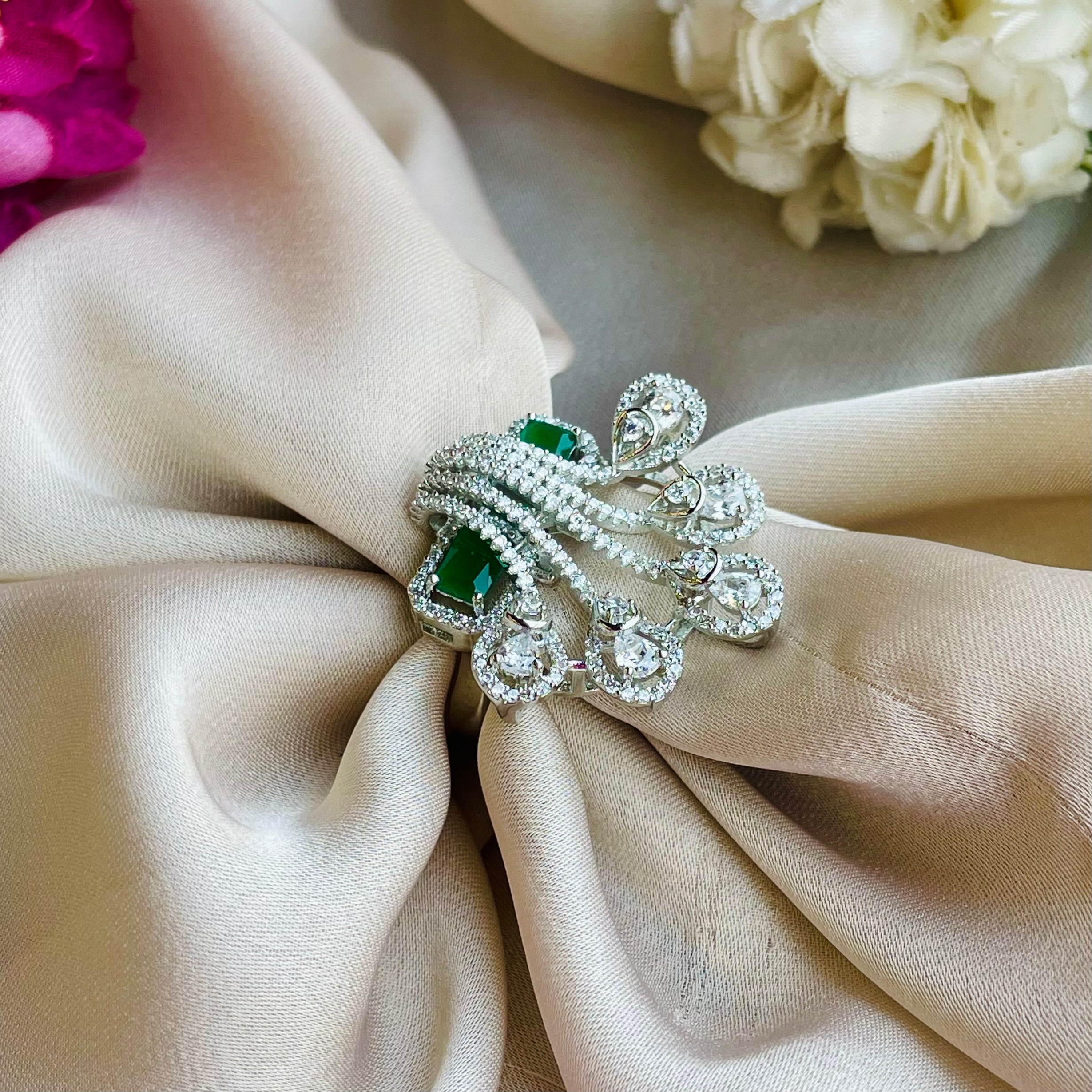 Ad Daisy  ring adjustable