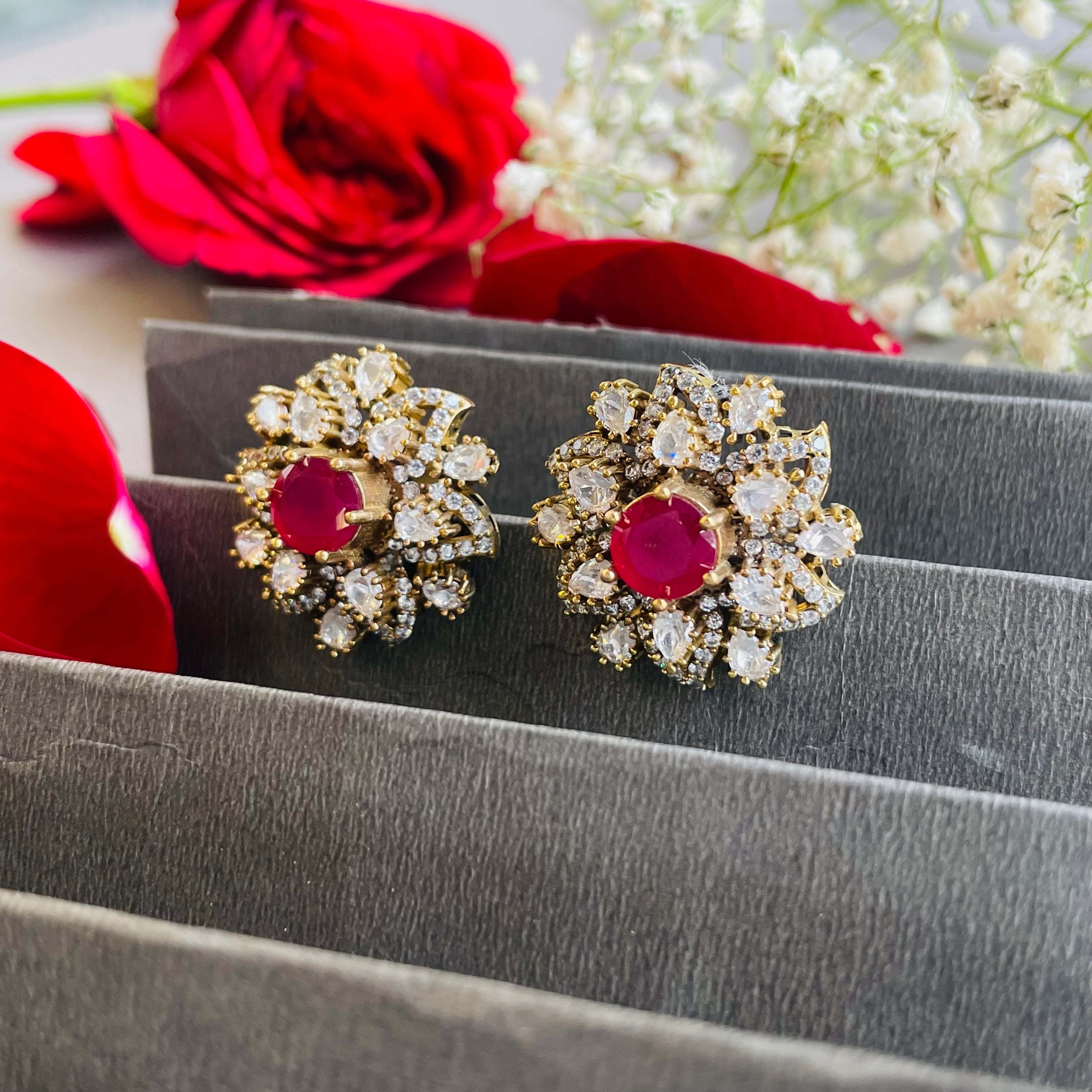 Nayaab Lois earrings