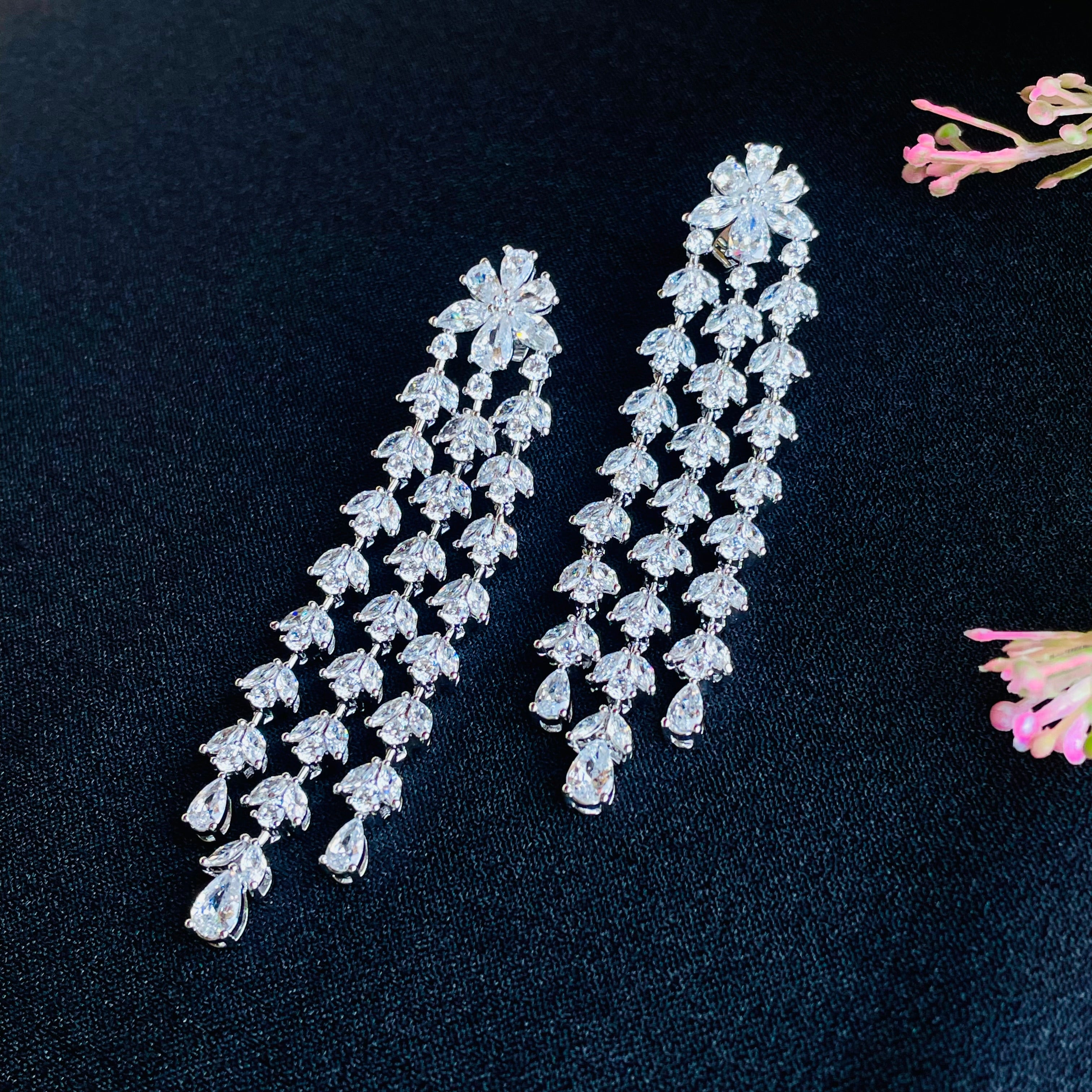Ad Briar Earrings