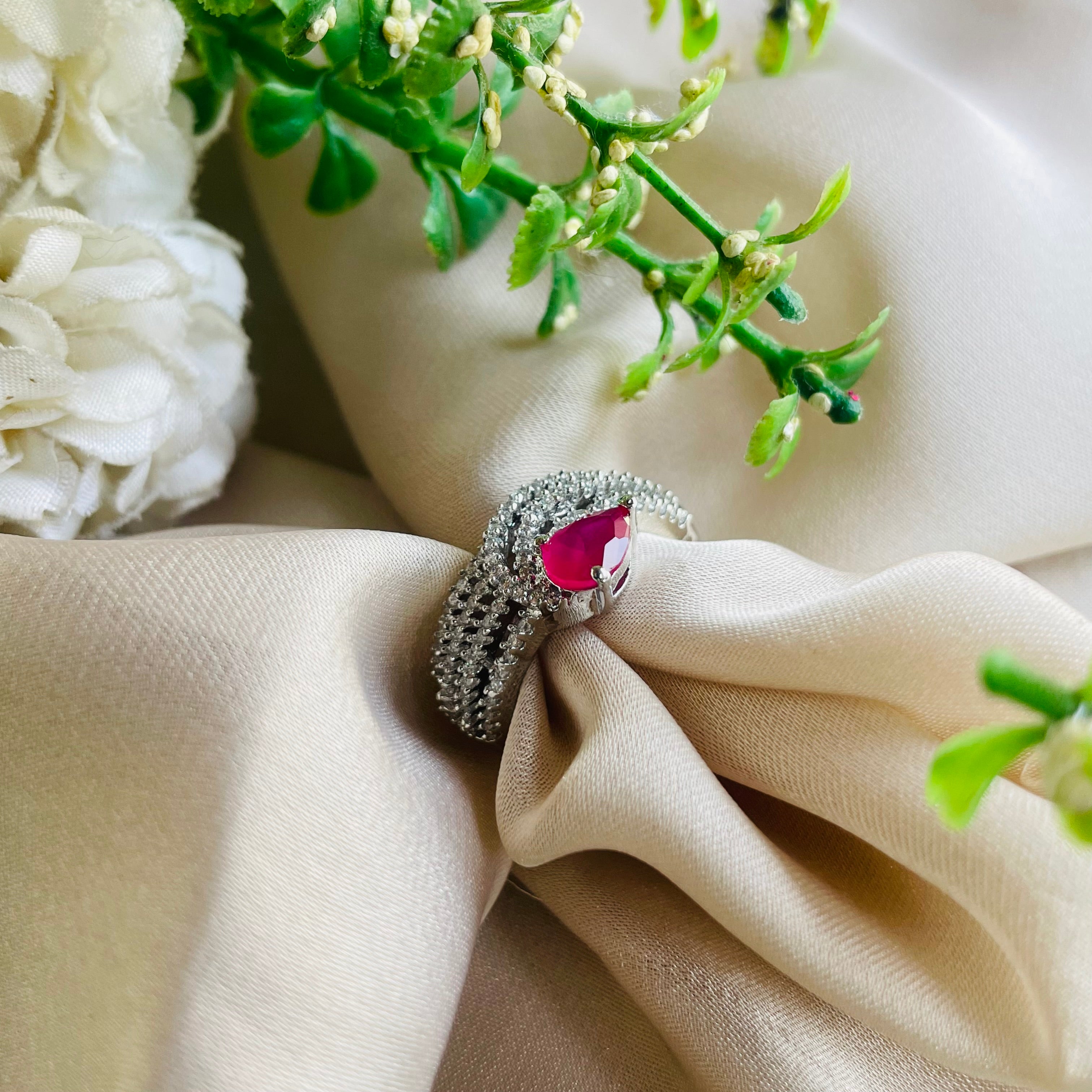 Ad Louisa  ring adjustable