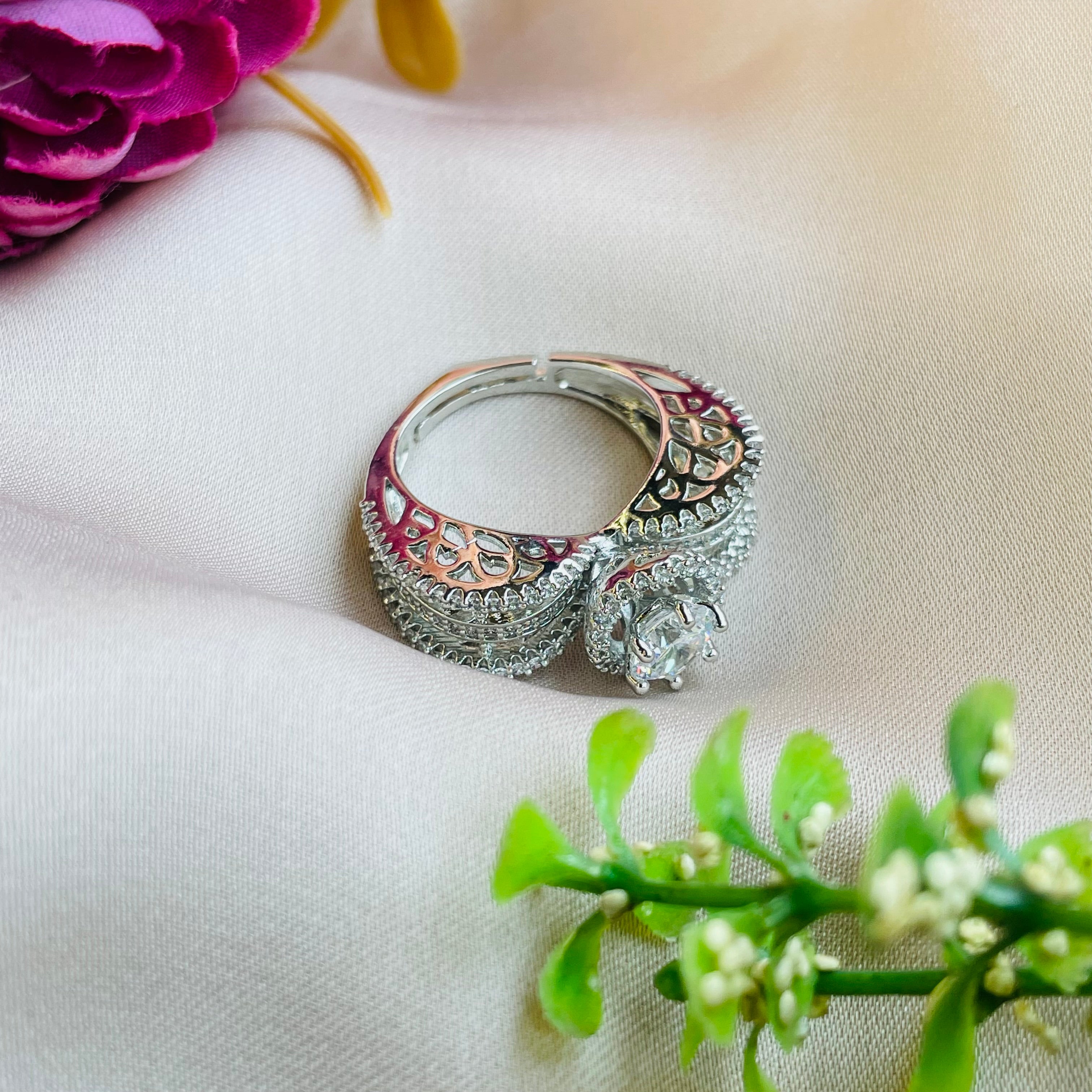 Ad Romy Ring adjustable