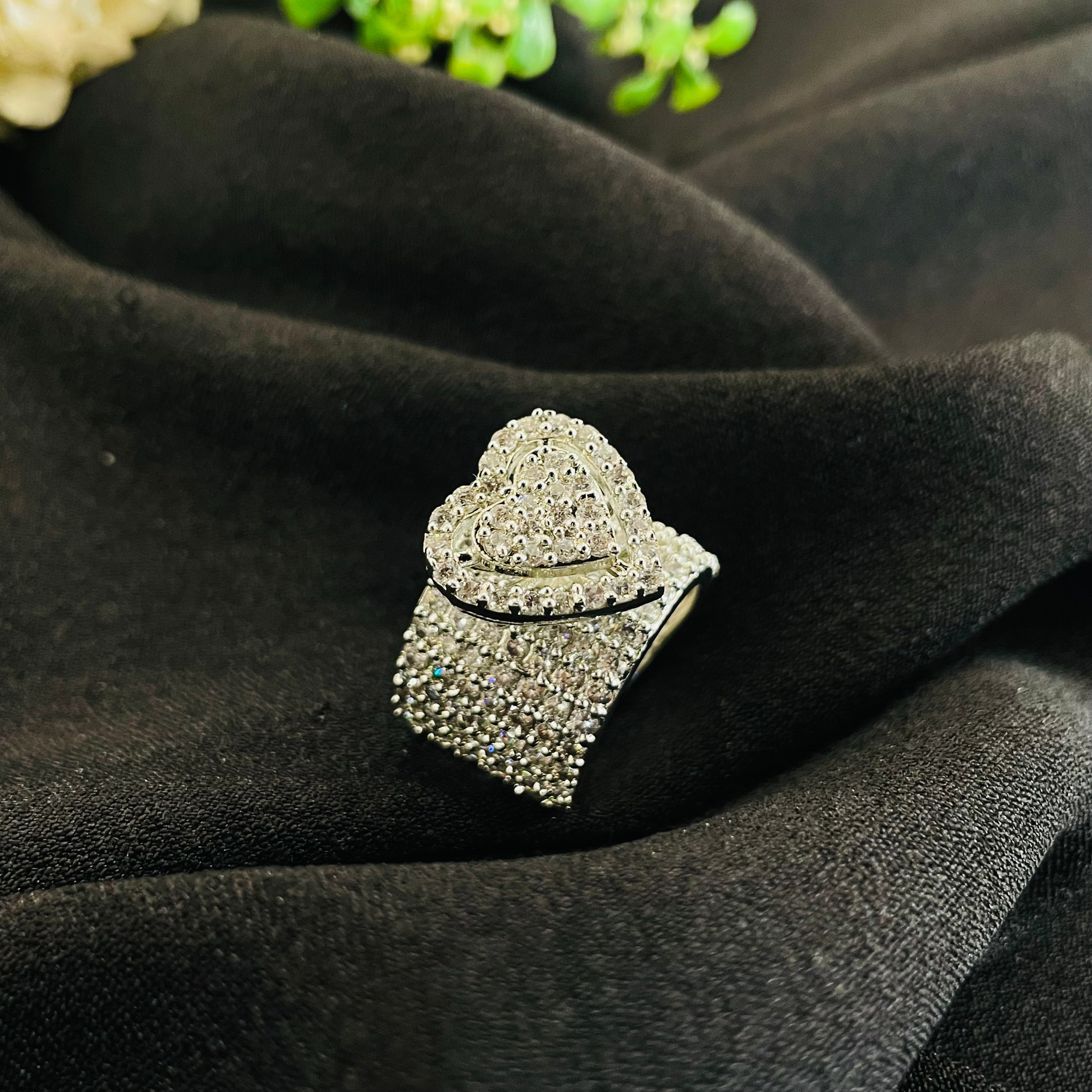 VS Sterling silver cocktail ring 228 13G
