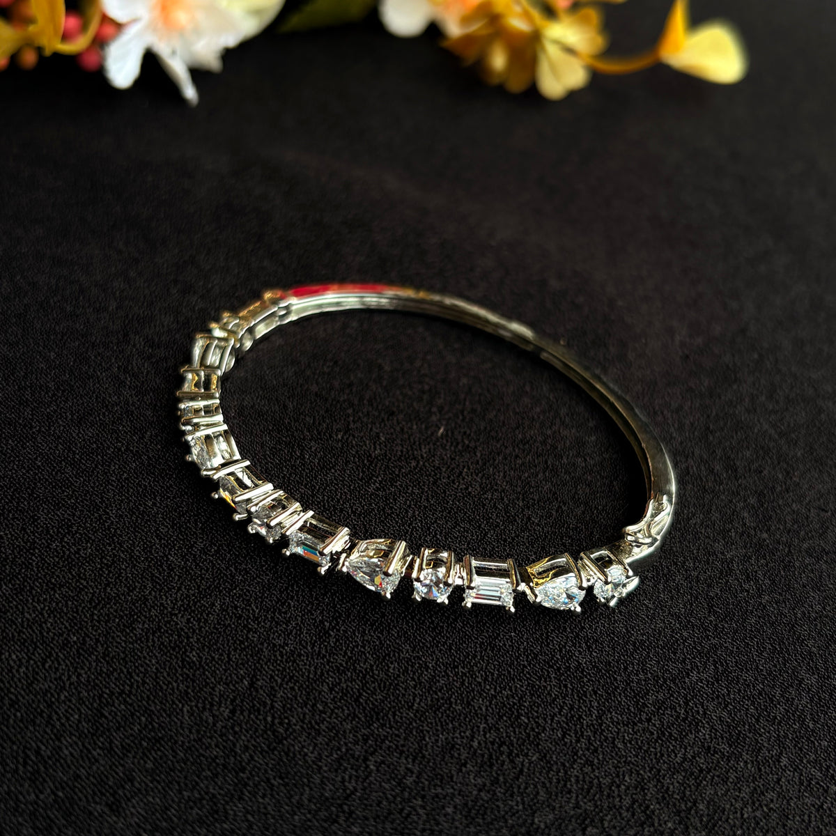 Zivara Crystal Bracelet