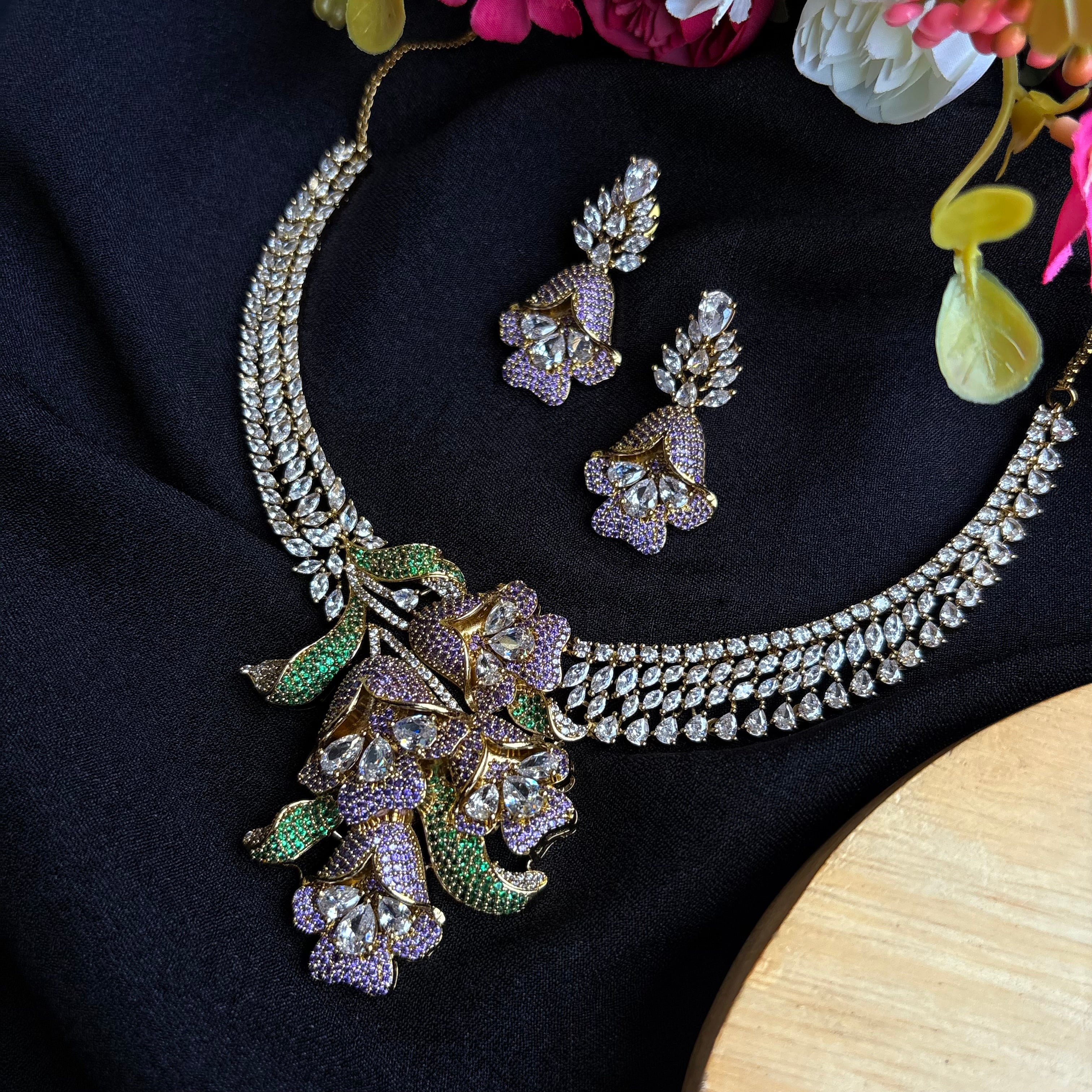 Ad Rhea Neckpiece