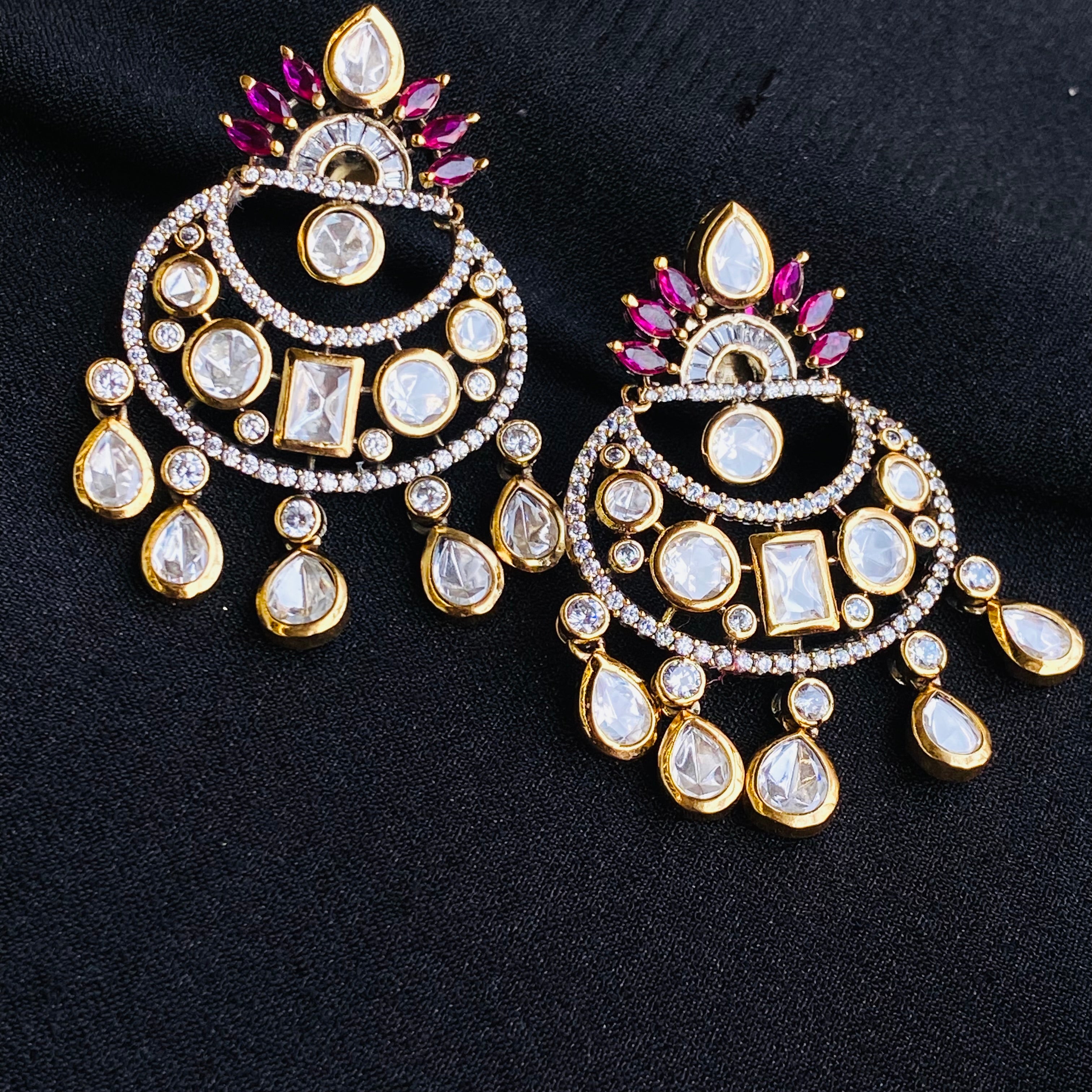 Nayaab Ojasvi  Earrings