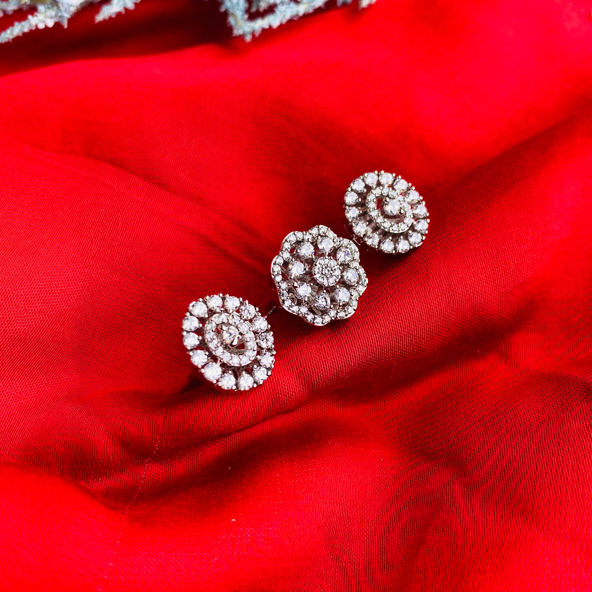 Tridhara Ring