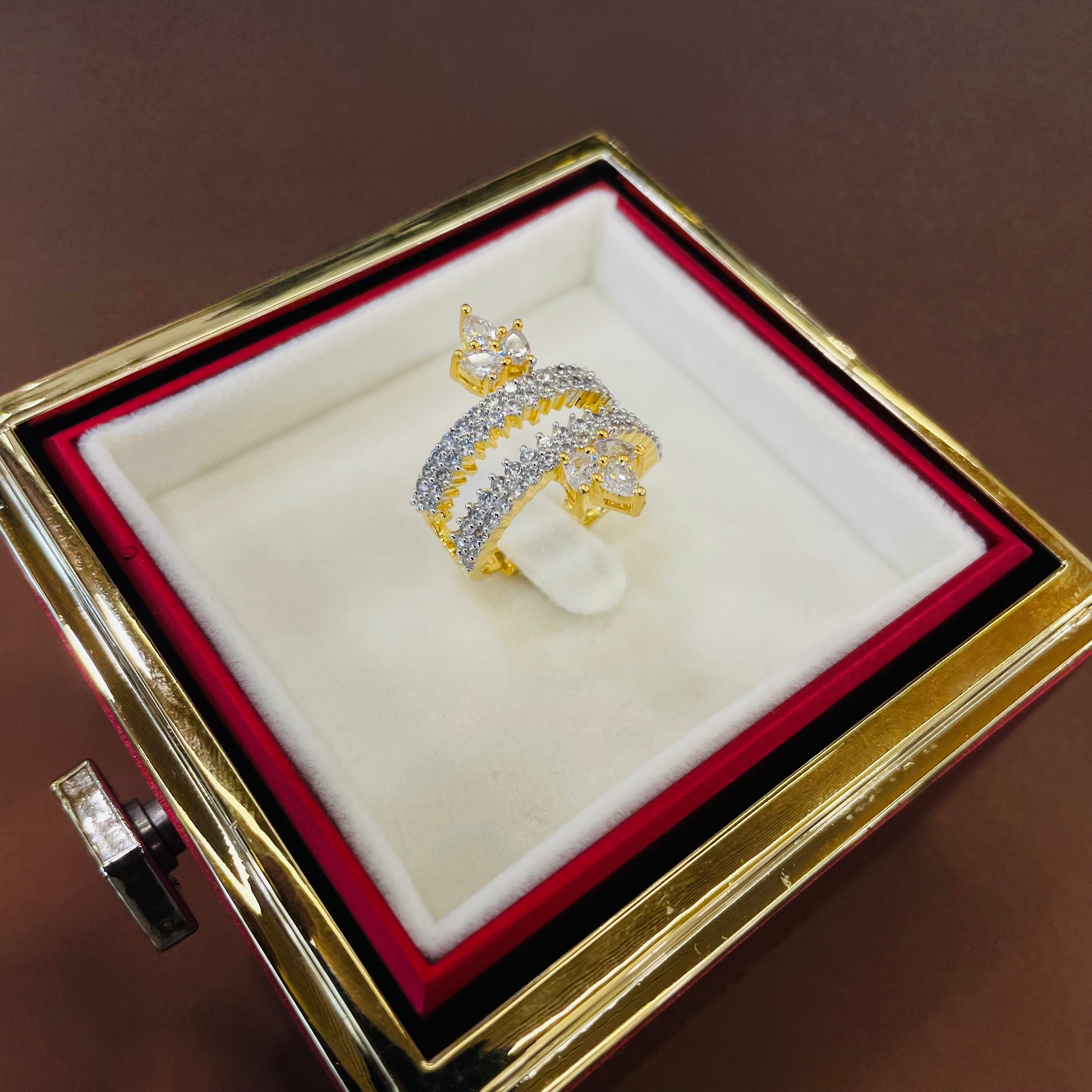 Ad Isolde Ring