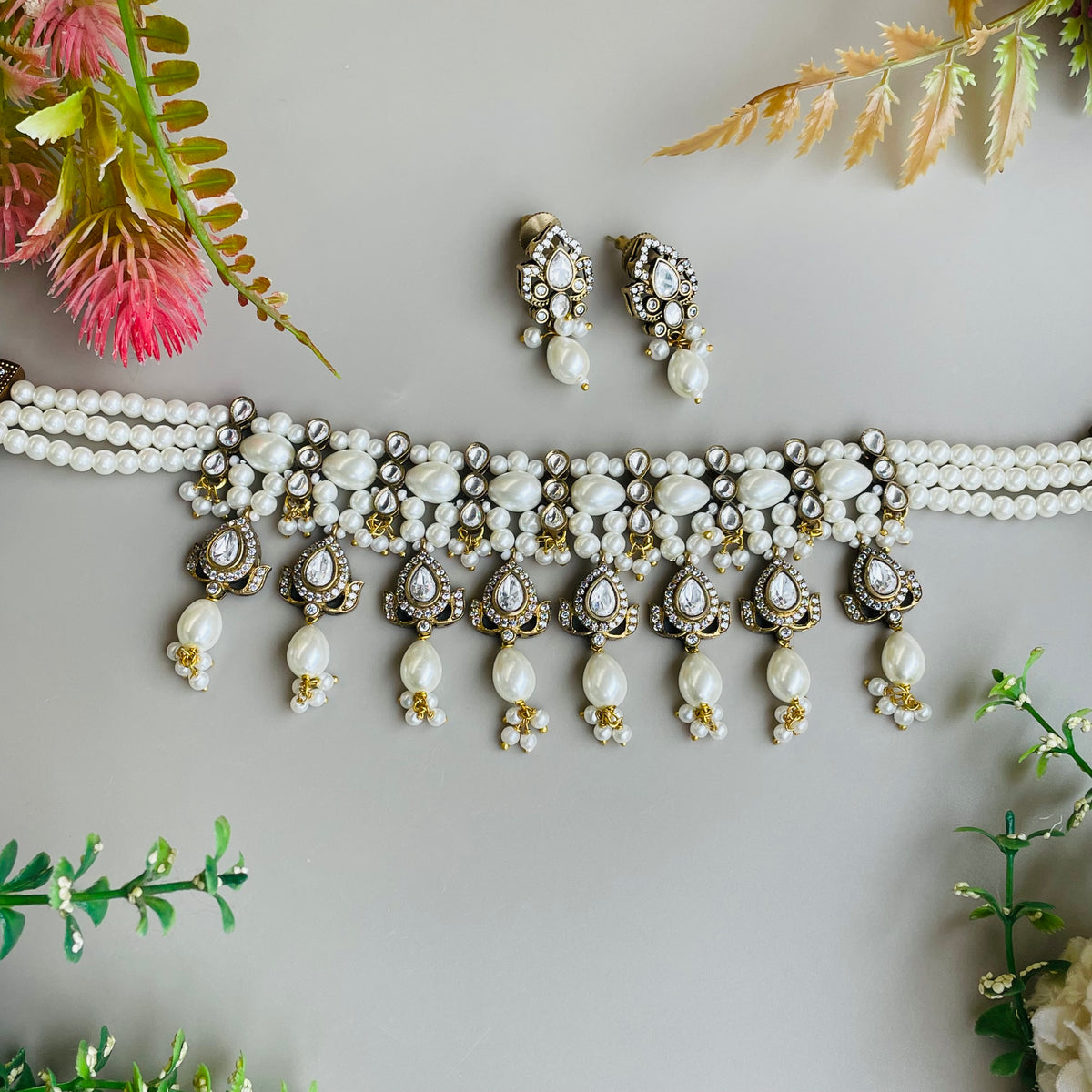 Nayaab paridhi Polki choker