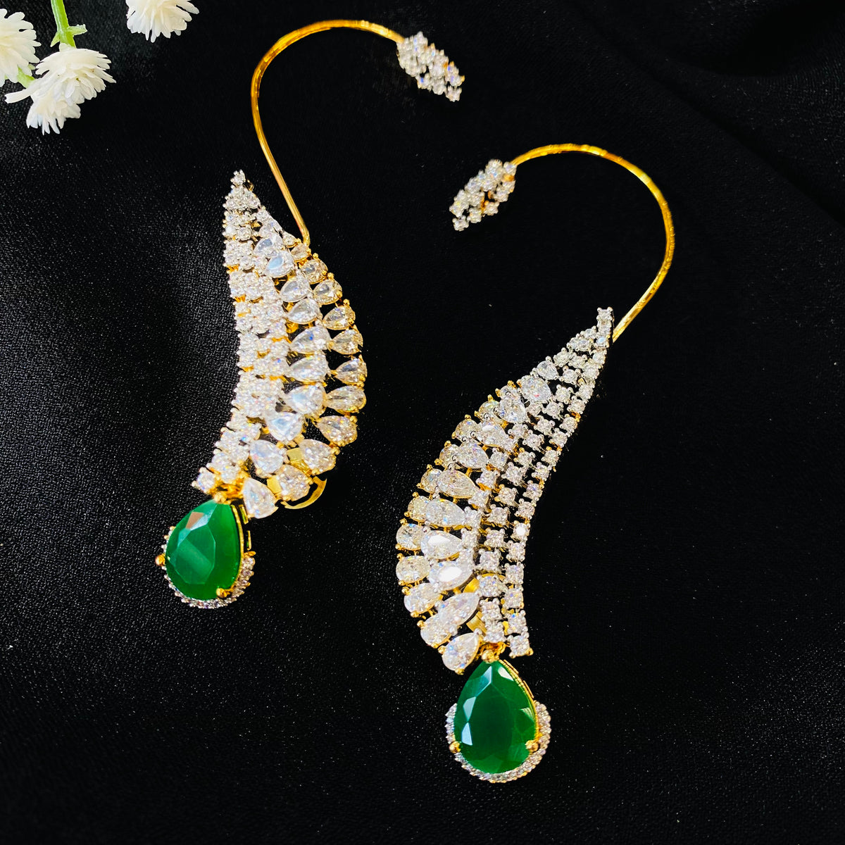 Noor-e-Gul Earcuff