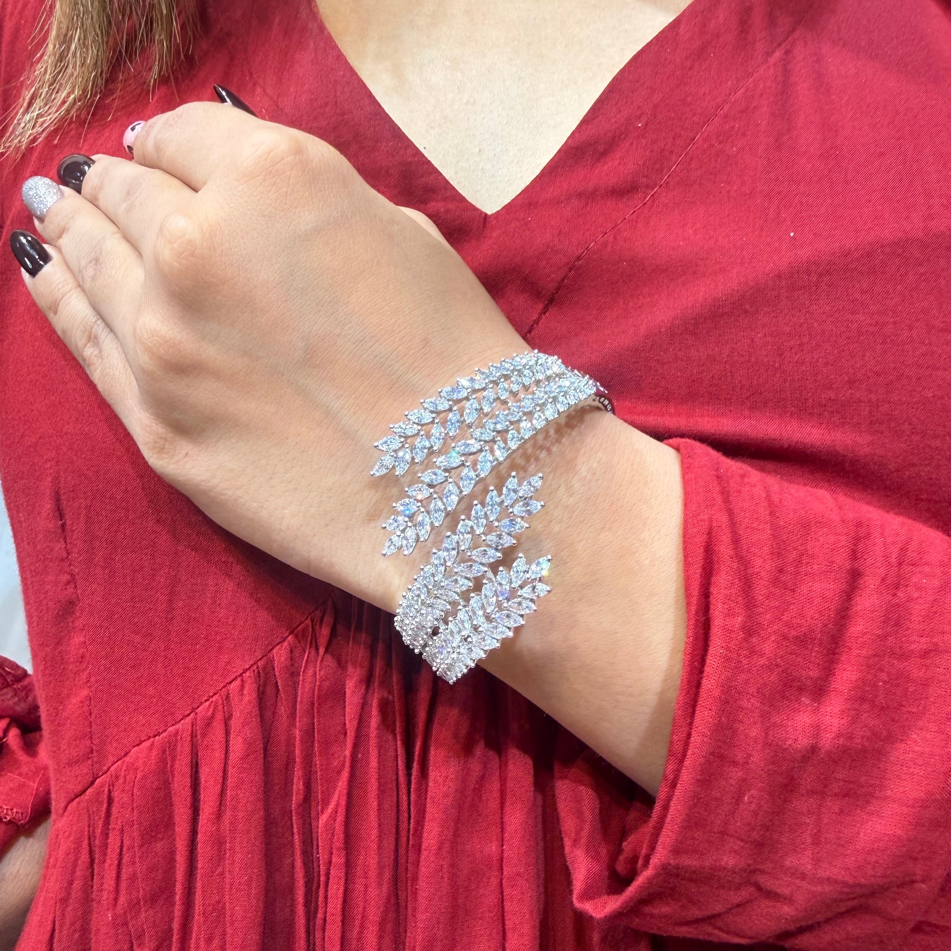 Ad elsa bracelet