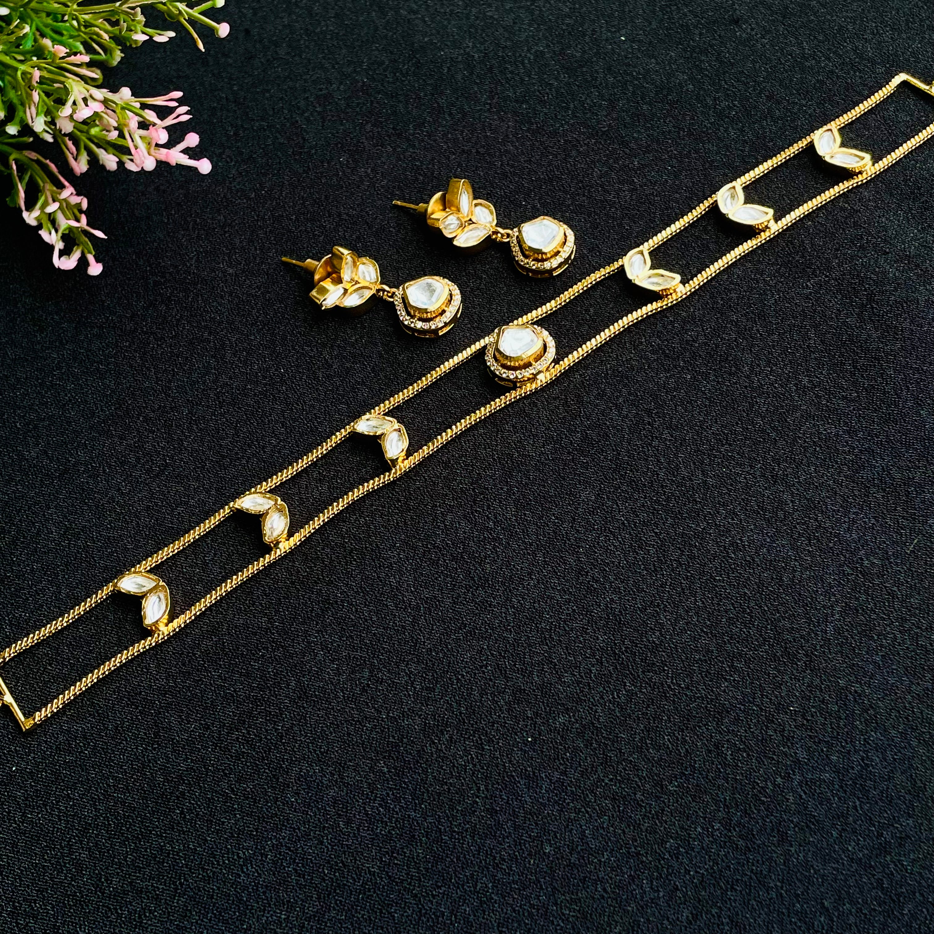 Nayaab Zoya Choker