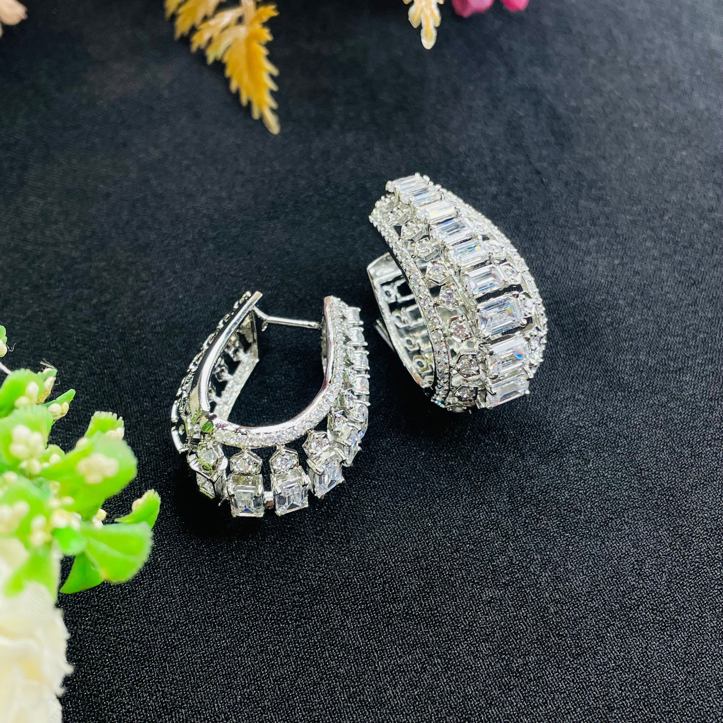Ad Maya Studs