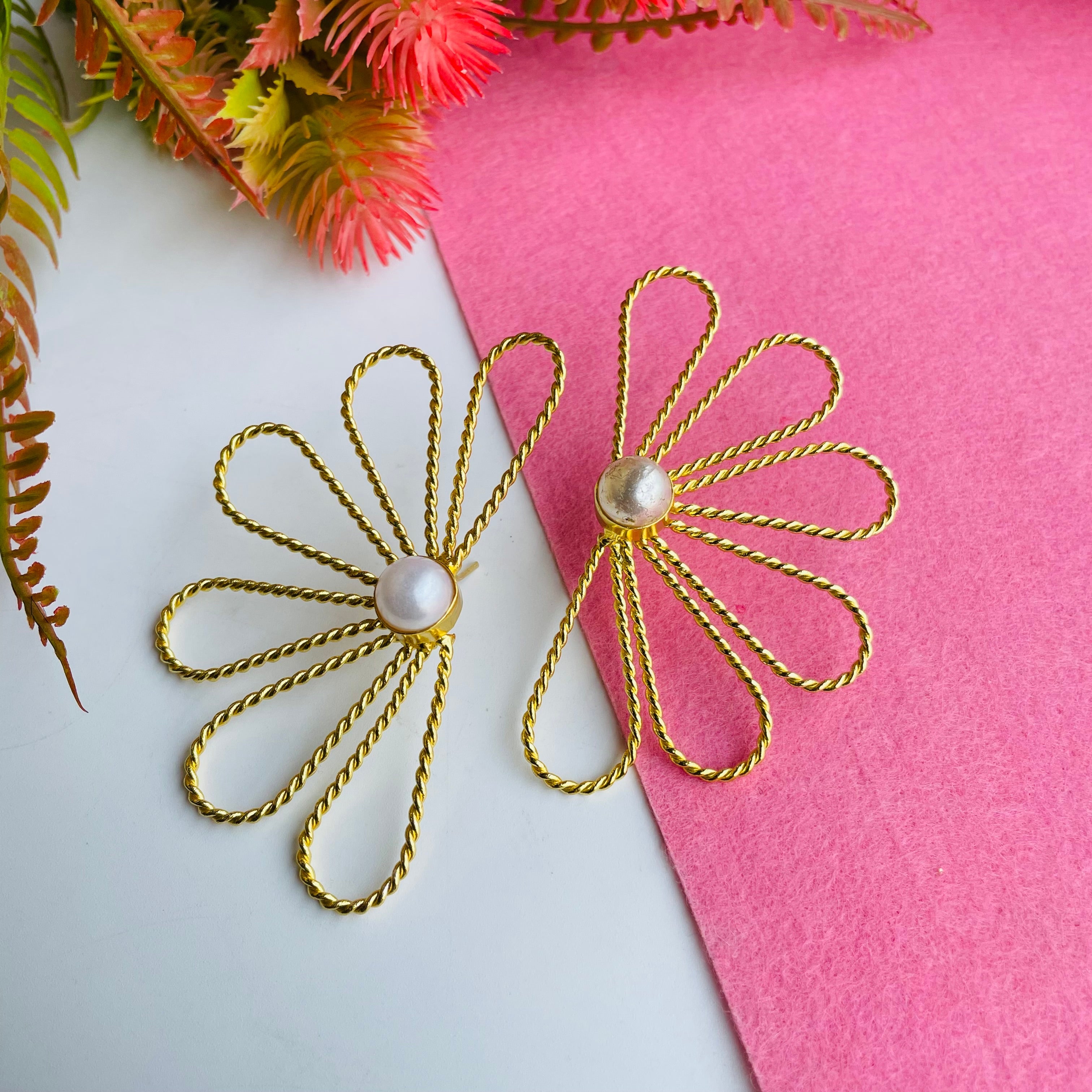 🎁 Layla Levi gold Earrings (100% off)