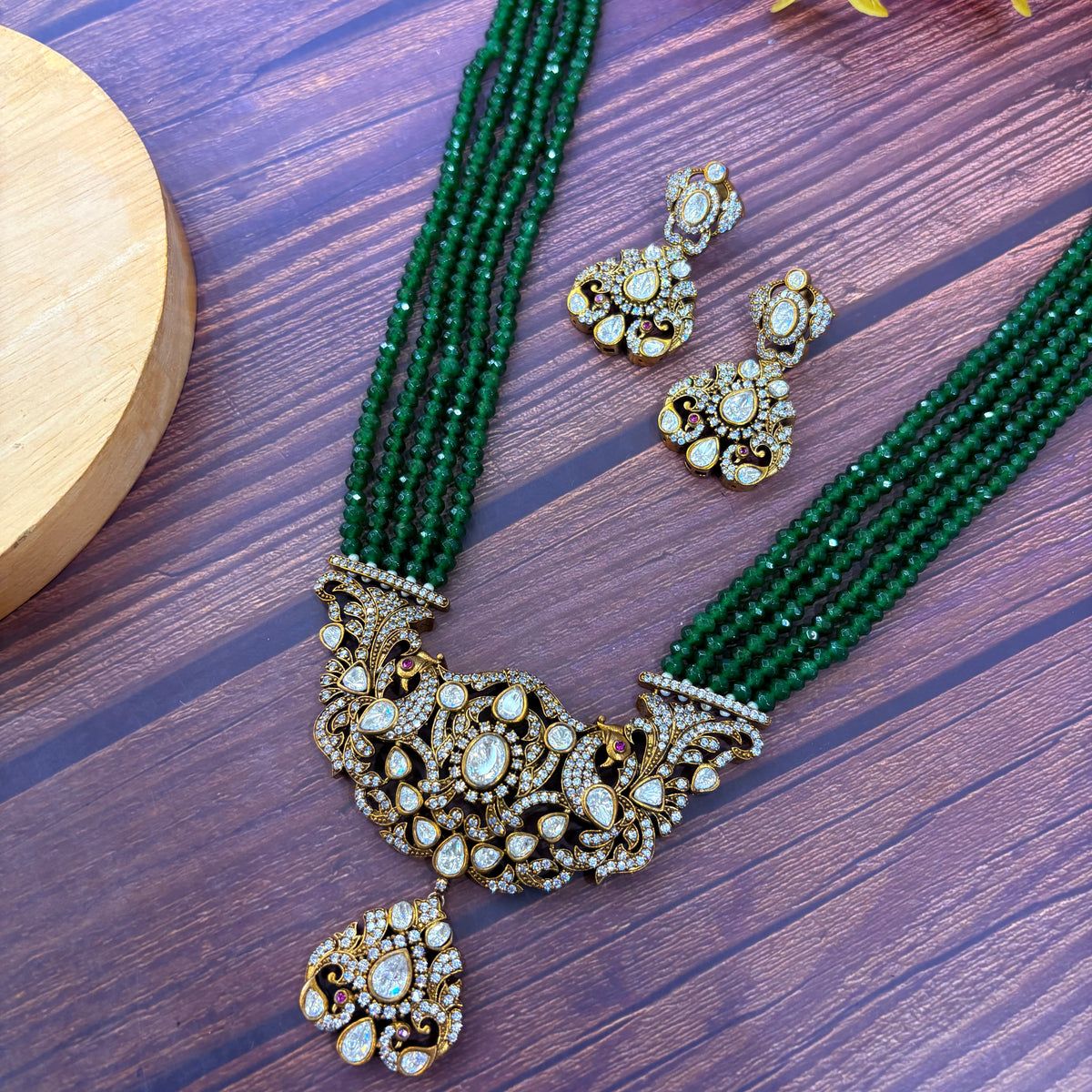 Nayaab Siya Neckpiece