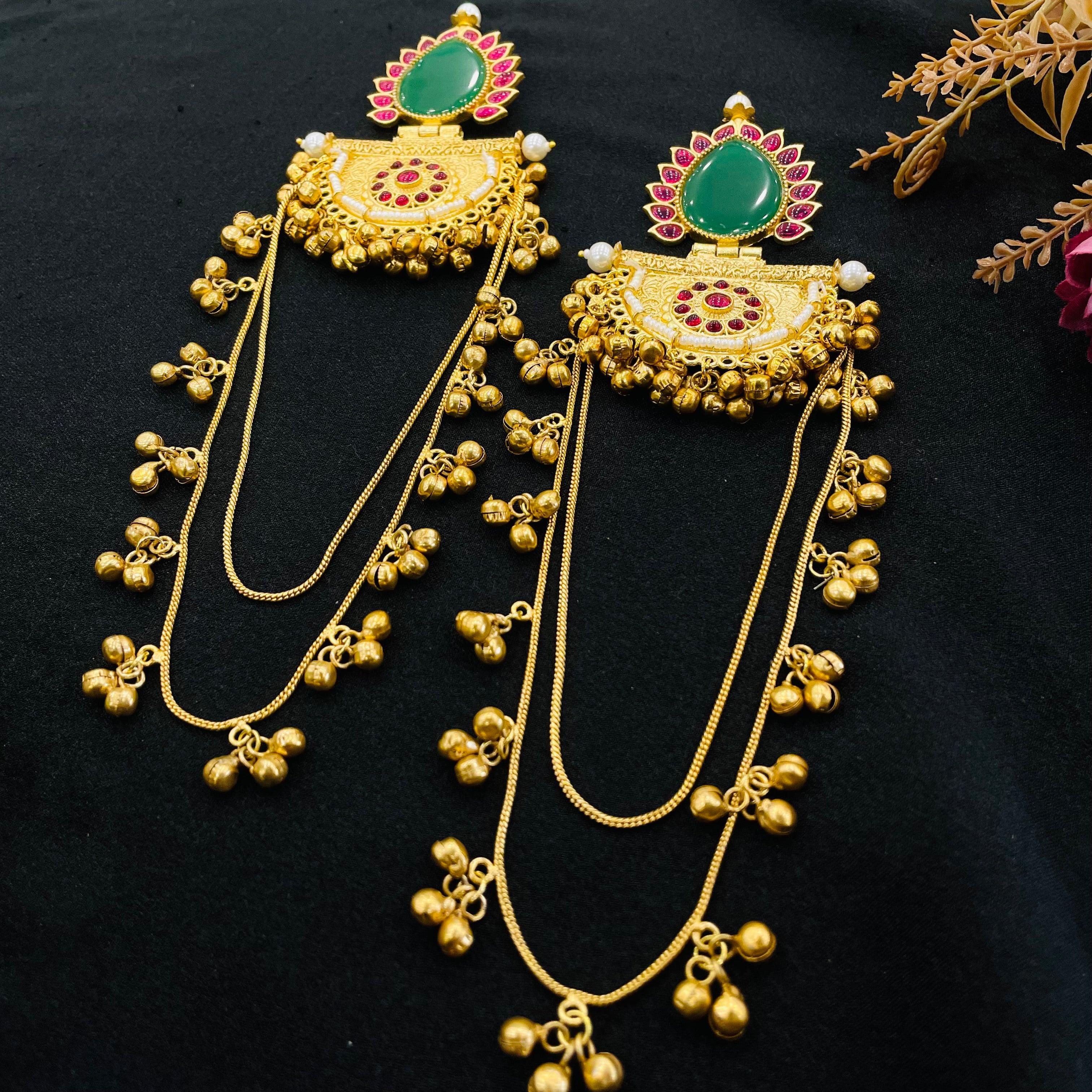 Nayaab Vaishnavi Earrings