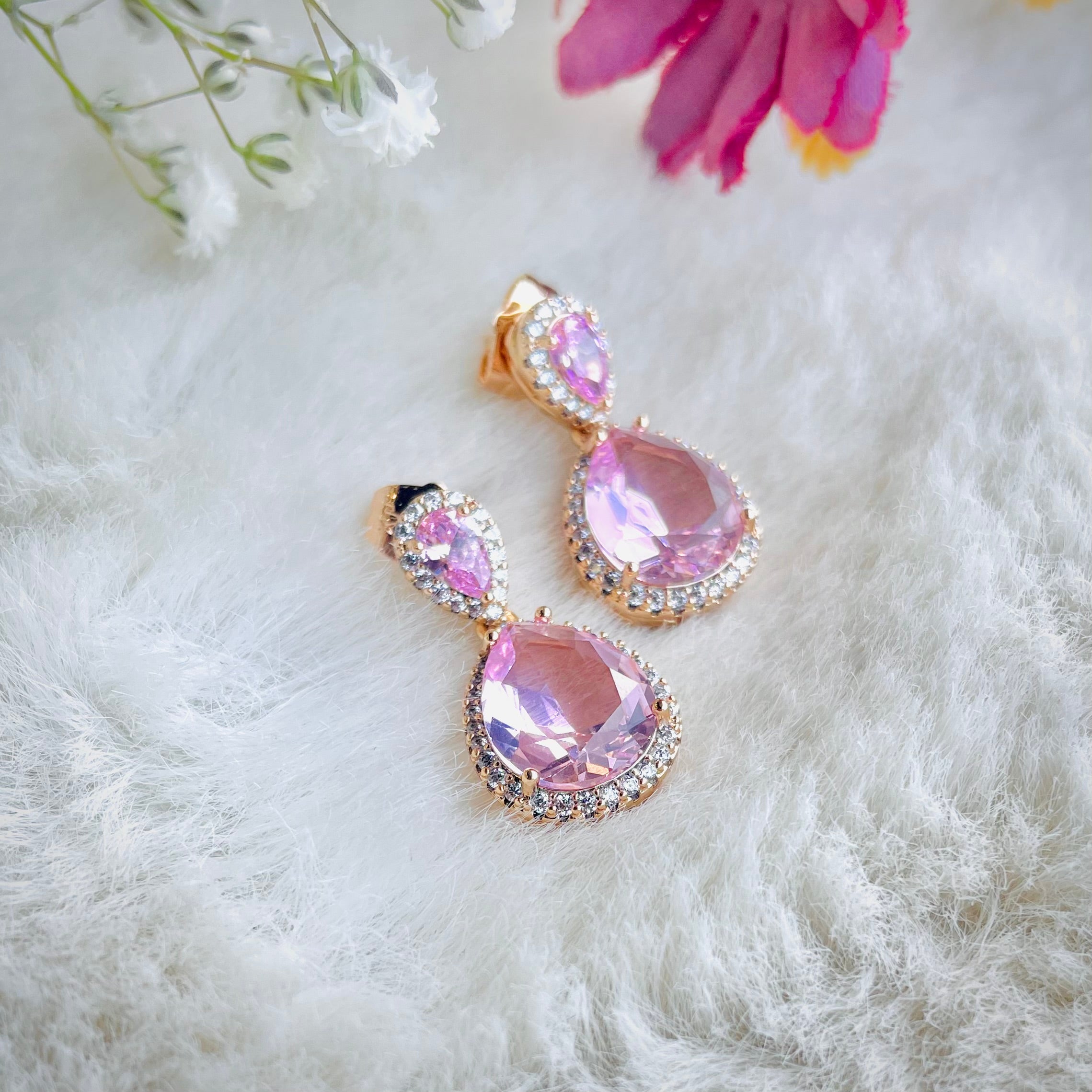 Layla Clara Earrings