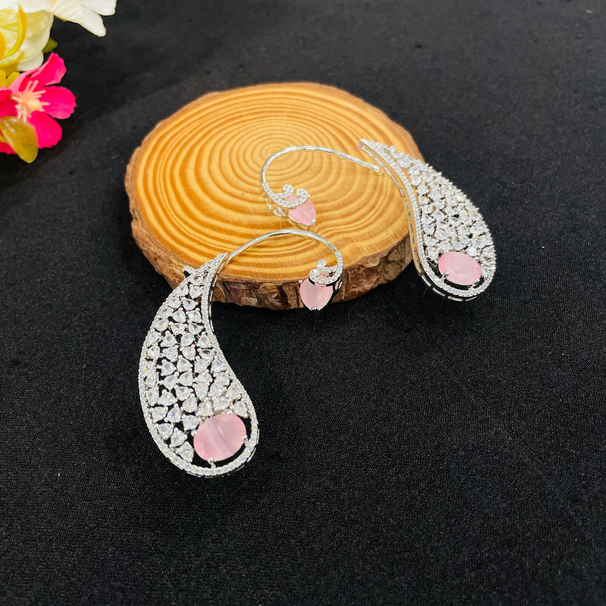 Hiranya Earcuff