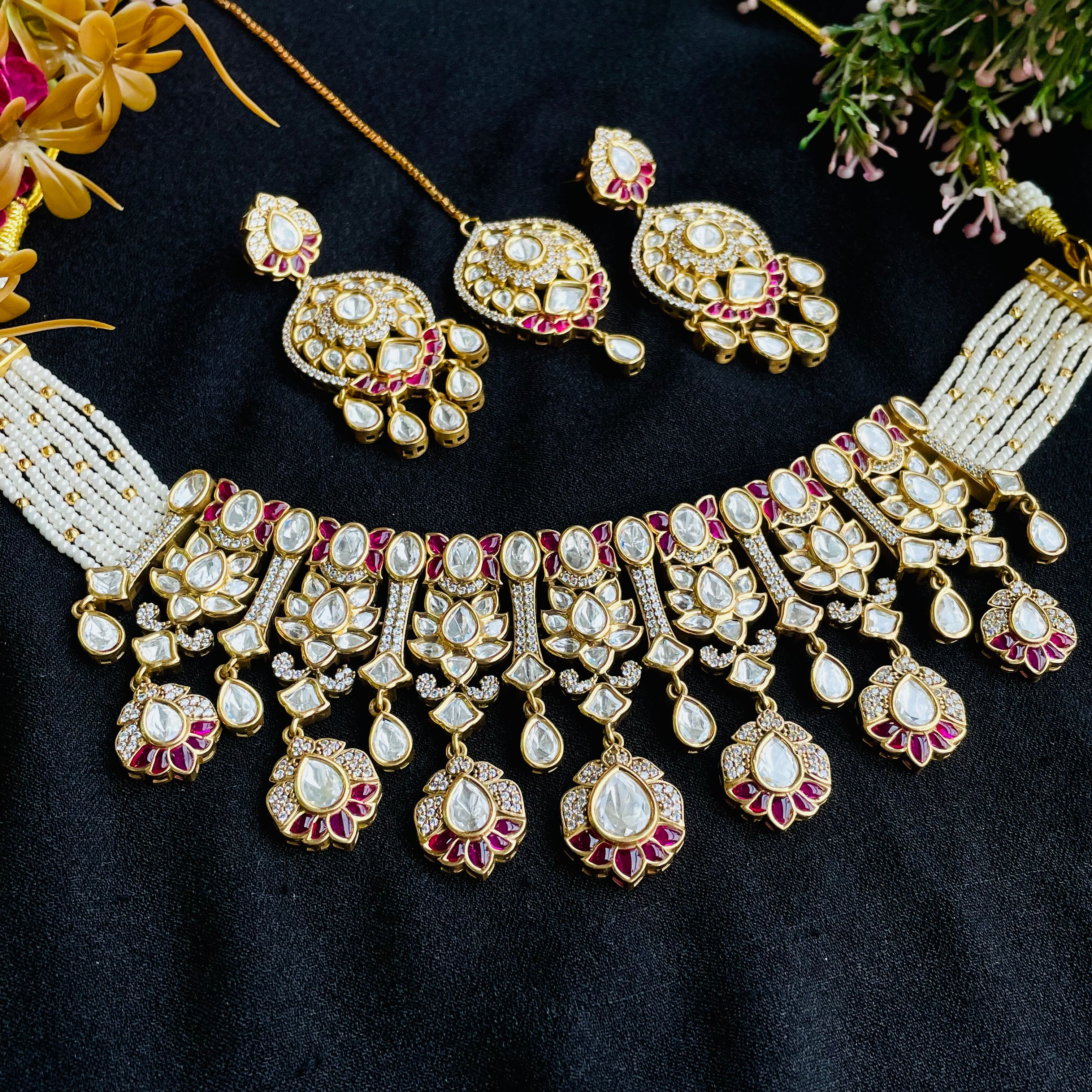 Nayaab kavika Neckpiece