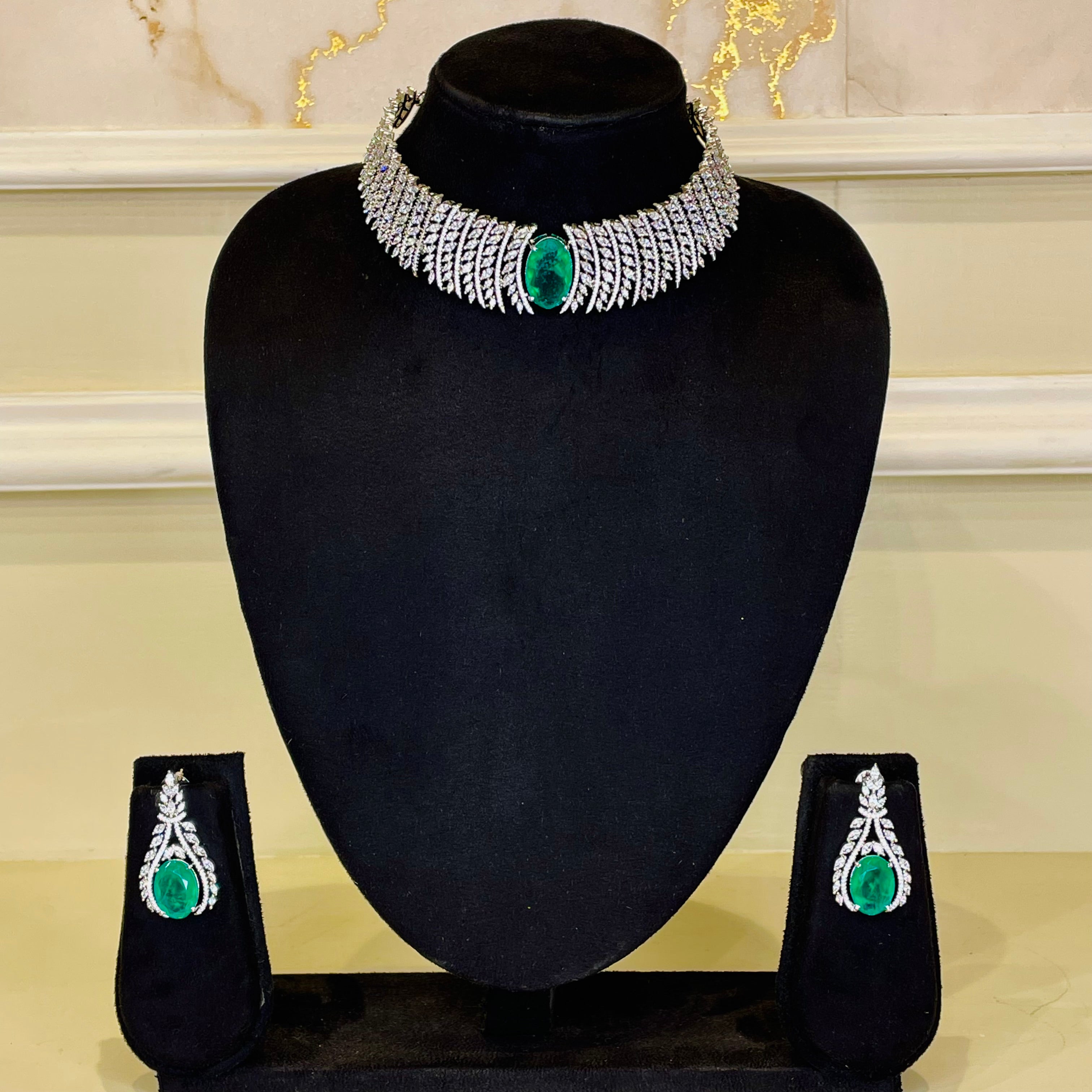 Ad Remi Neckpiece