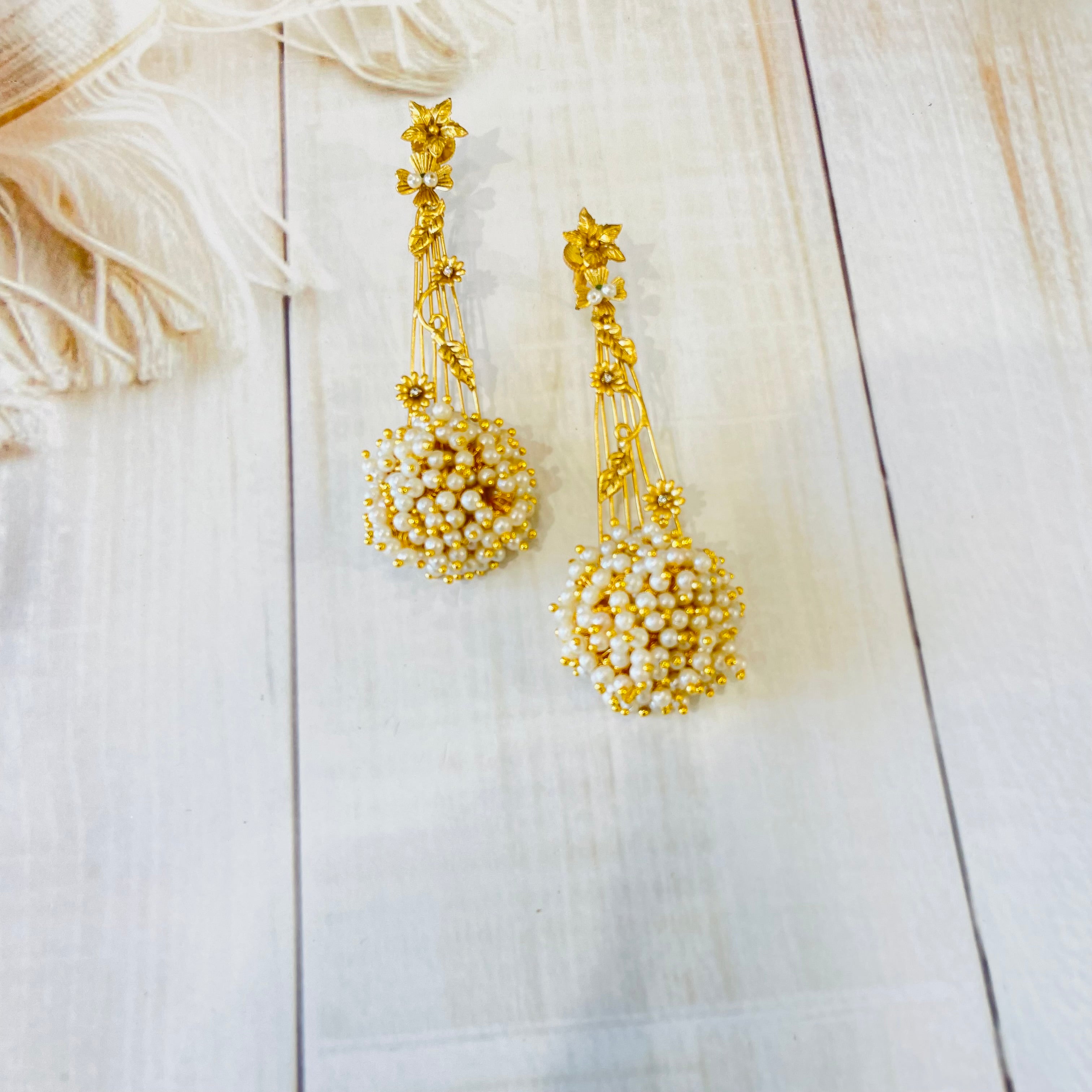 Nayaab  Elisha earrings