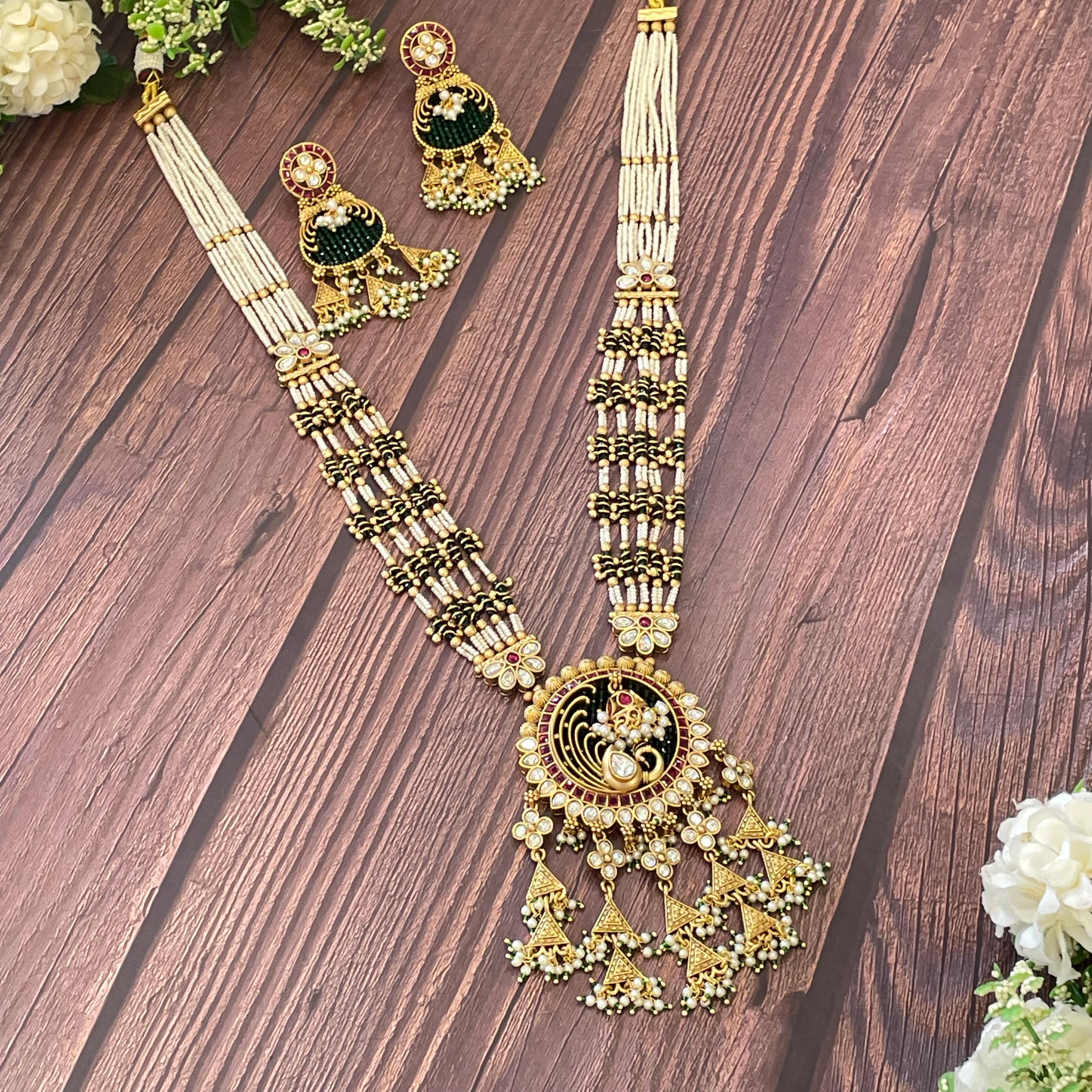 Nayaab Preet Long Neckpiece