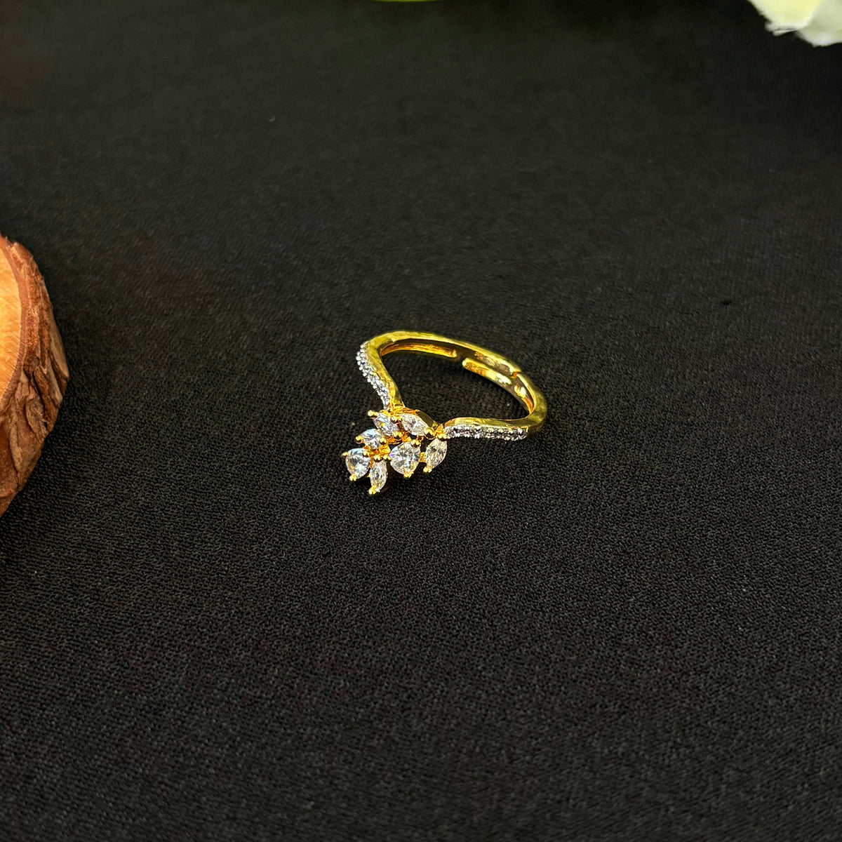 Aarvika Ring