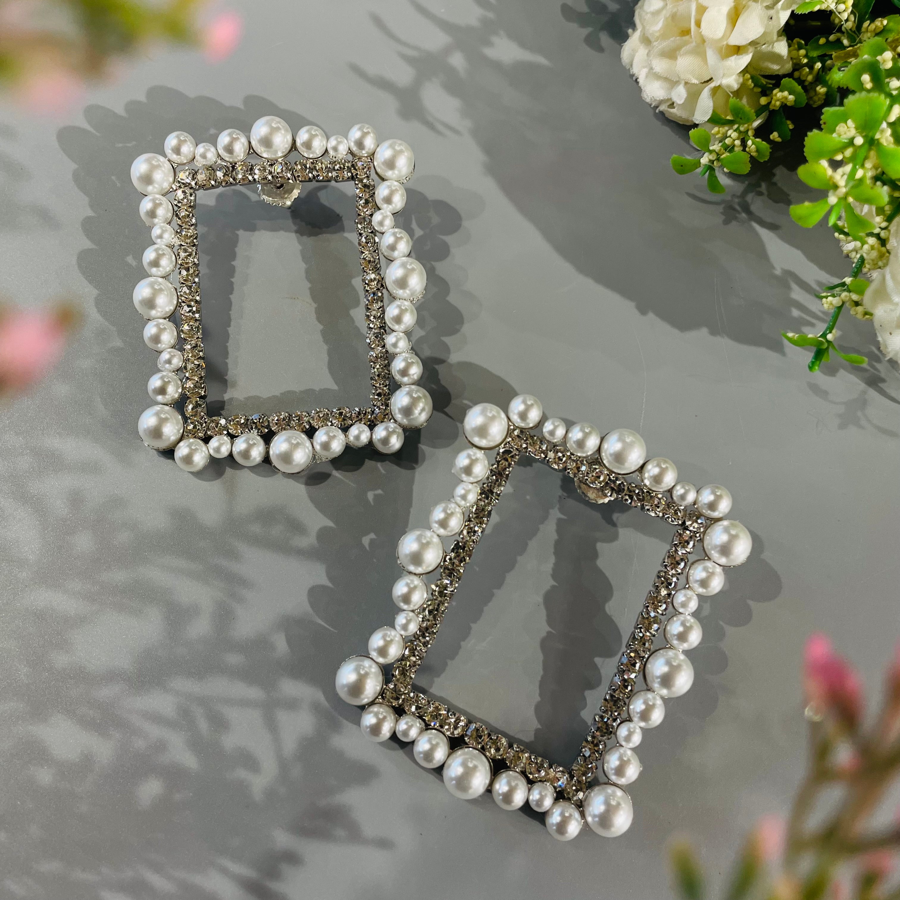 Layla Siya Pearl Earrings