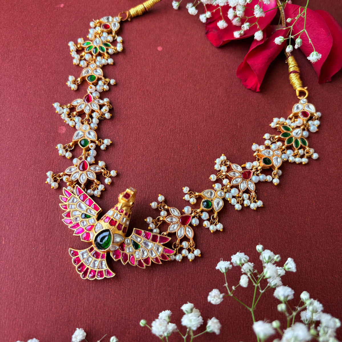 Nayaab Nitya Neckpiece