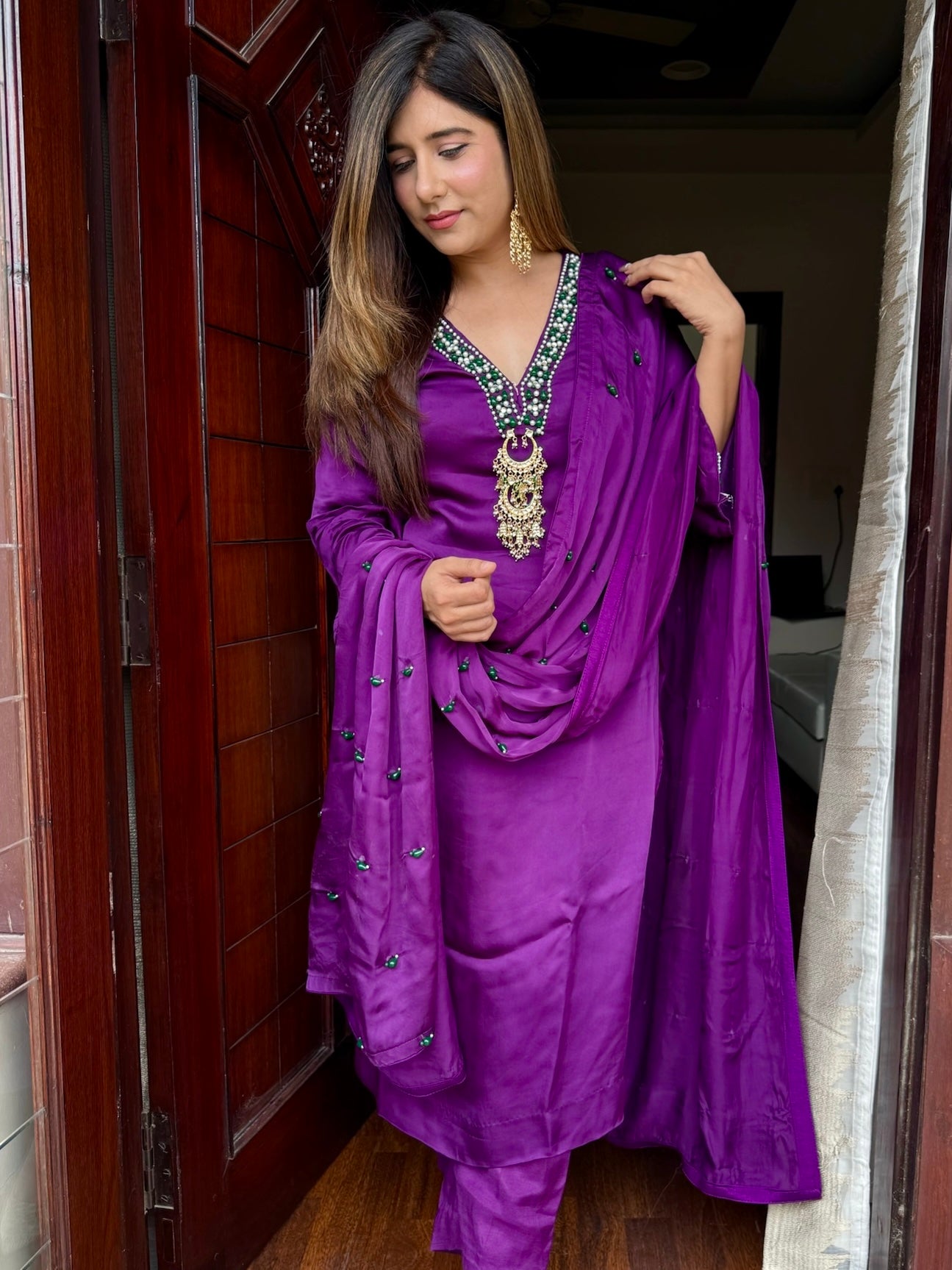 Zareen Suit Set